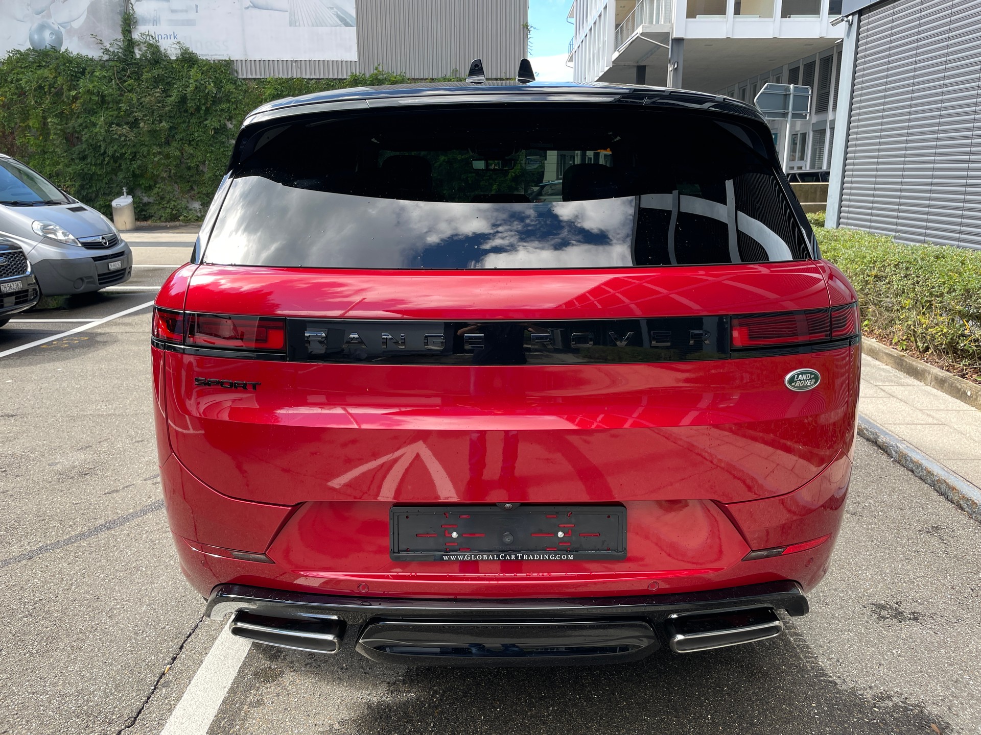 LAND ROVER Range Rover Sport P510e 3.0 Si6 PHEV First Edition Automatic mit Allradlenkung-showroom-element-3