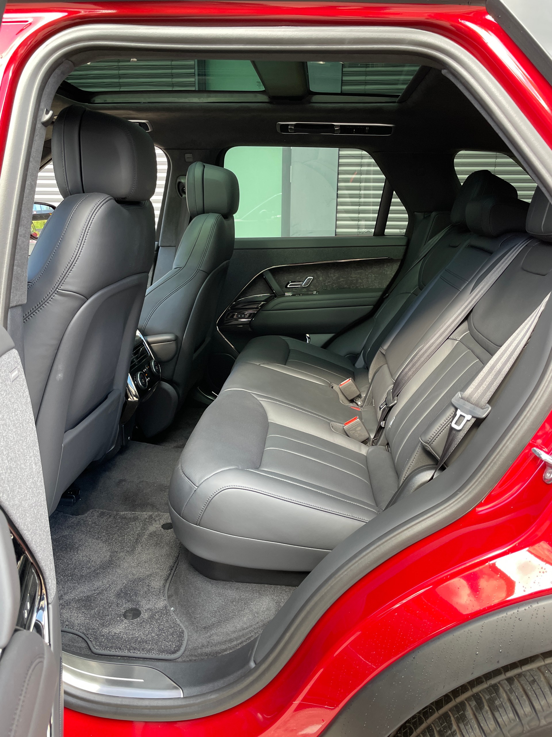 LAND ROVER Range Rover Sport P510e 3.0 Si6 PHEV First Edition Automatic mit Allradlenkung-image-14