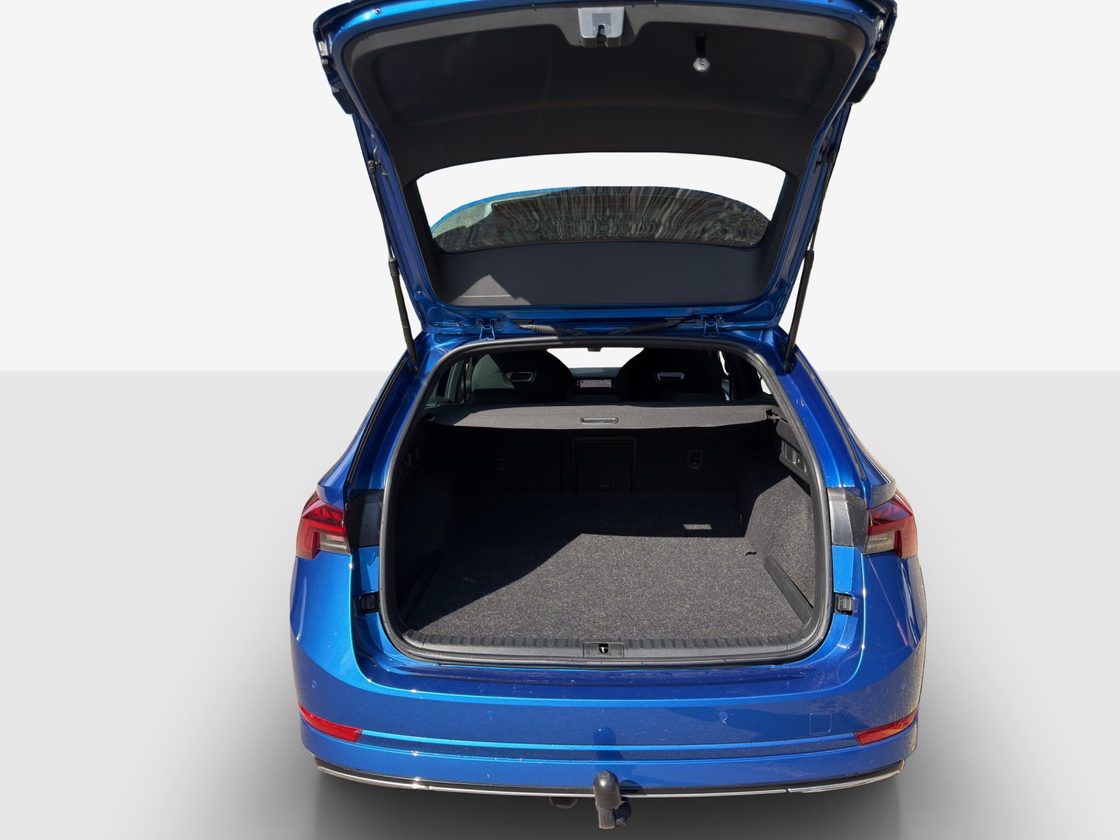 SKODA Octavia Combi 1.4 TSI PHEV DSG SportLine-image-13
