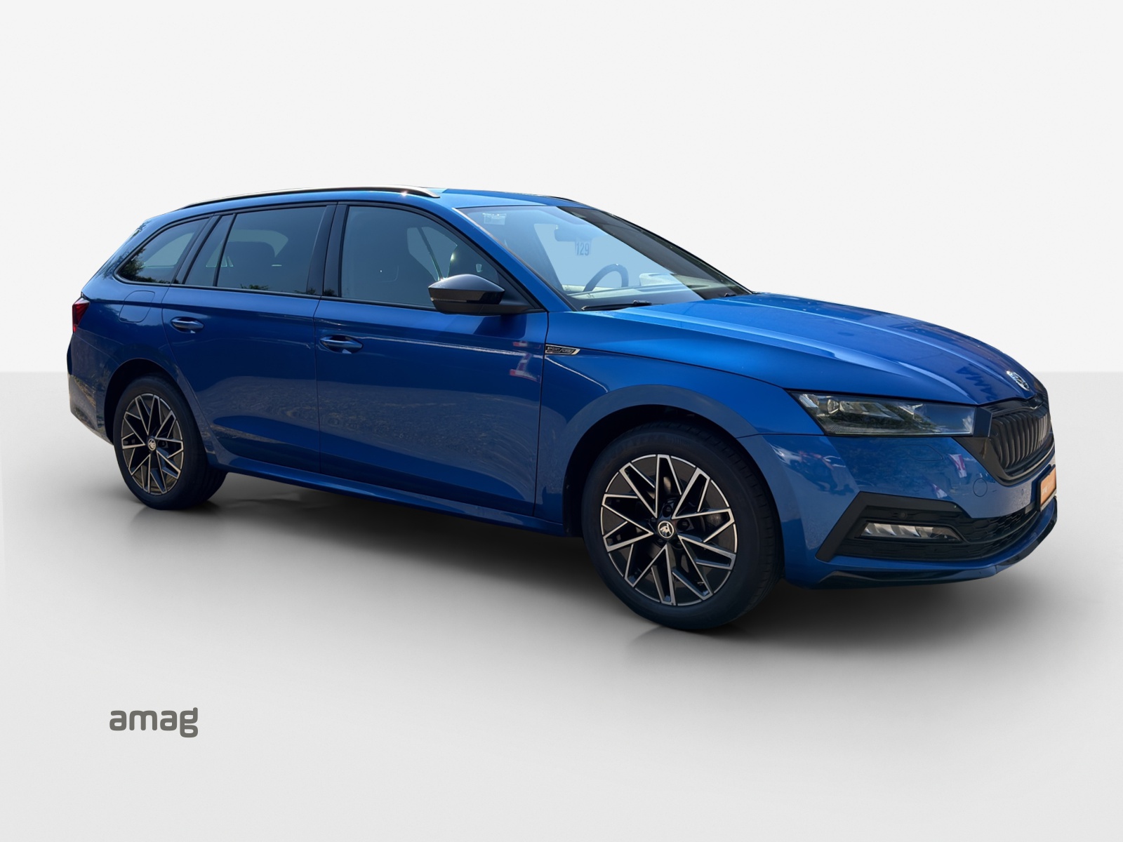 SKODA Octavia Combi 1.4 TSI PHEV DSG SportLine-image-6