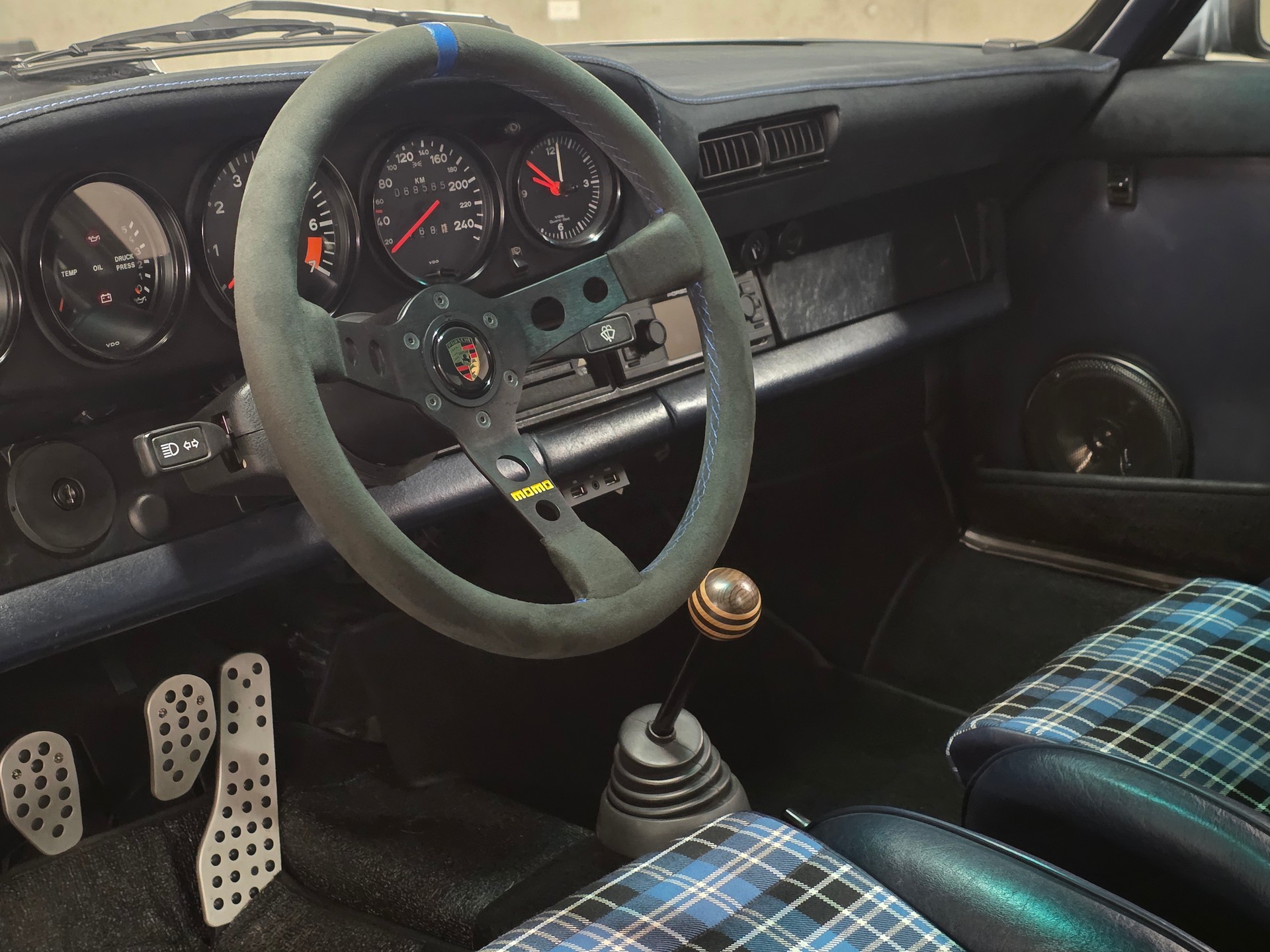 PORSCHE 911 SC-image-8