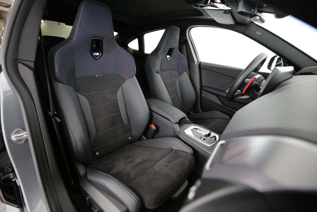 BMW M235i xDrive Gran Coupé-image-12