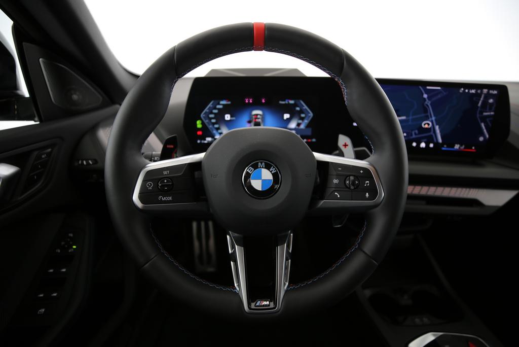 BMW M235i xDrive Gran Coupé-image-4