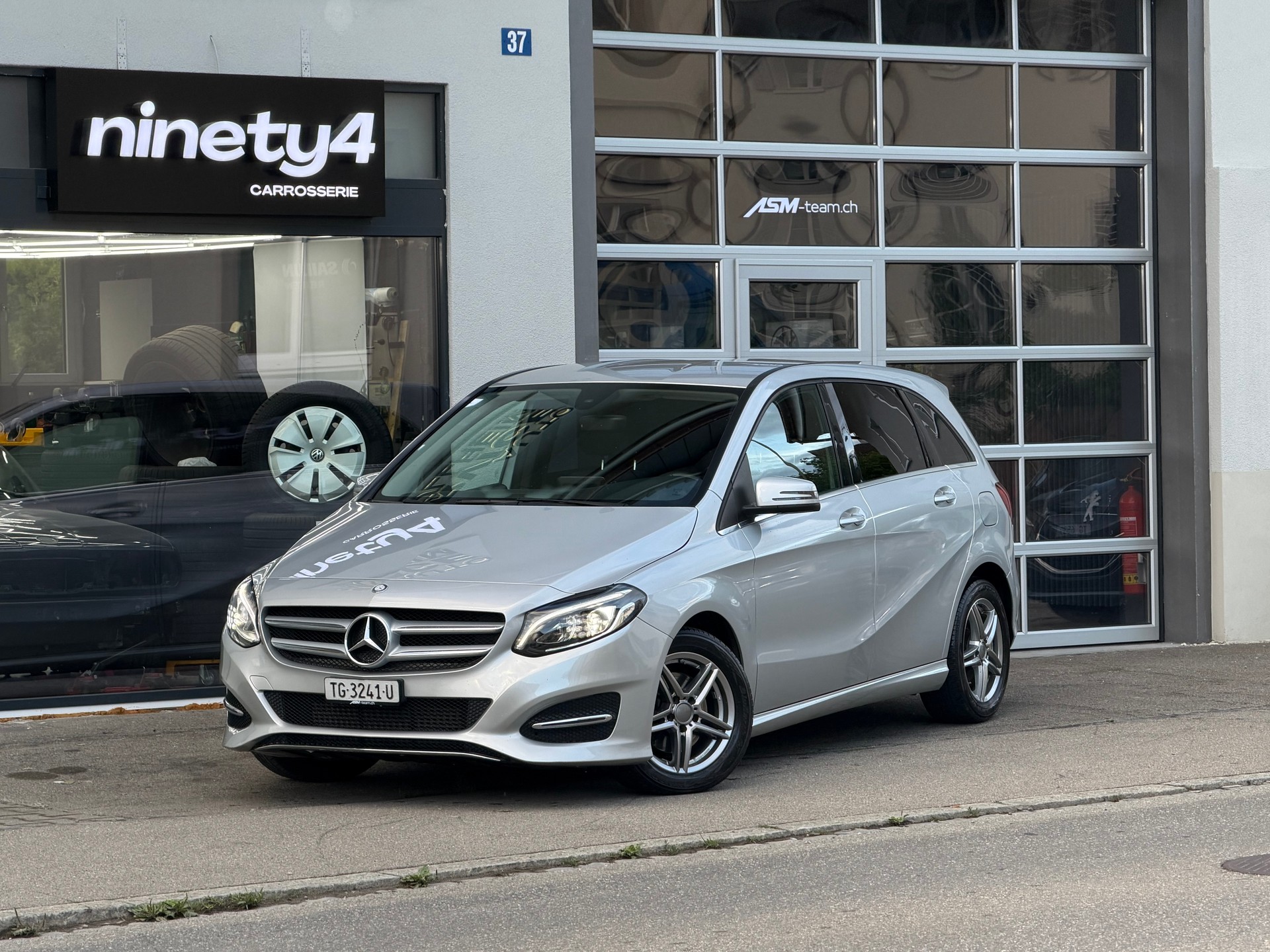 MERCEDES-BENZ B 200 CDI AMG Line 7G-DCT | LED | CH-Fahrzeug | Frisch MFK | Garantie | Nichtraucher-image-1