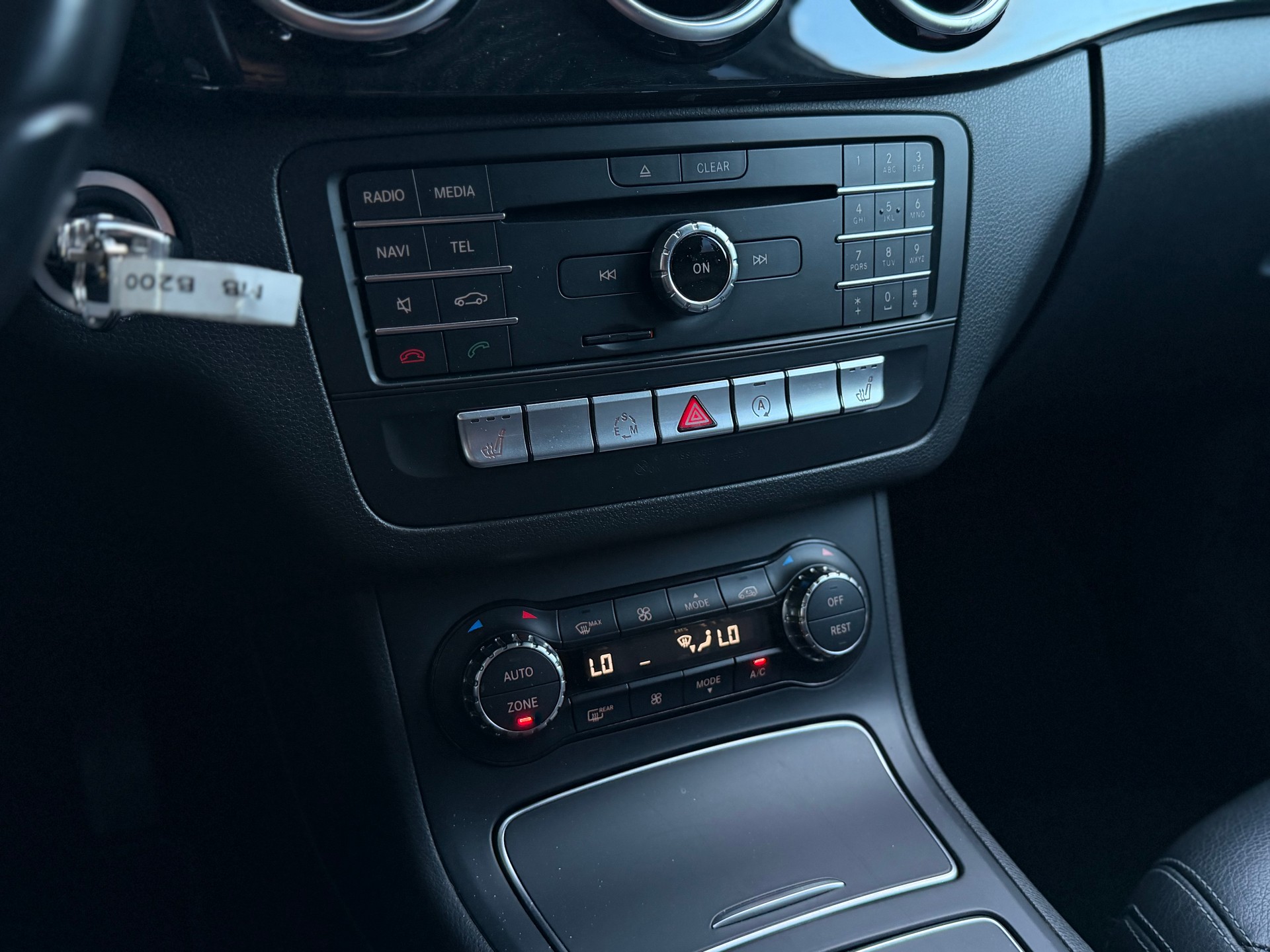 MERCEDES-BENZ B 200 CDI AMG Line 7G-DCT | LED | CH-Fahrzeug | Frisch MFK | Garantie | Nichtraucher-image-14