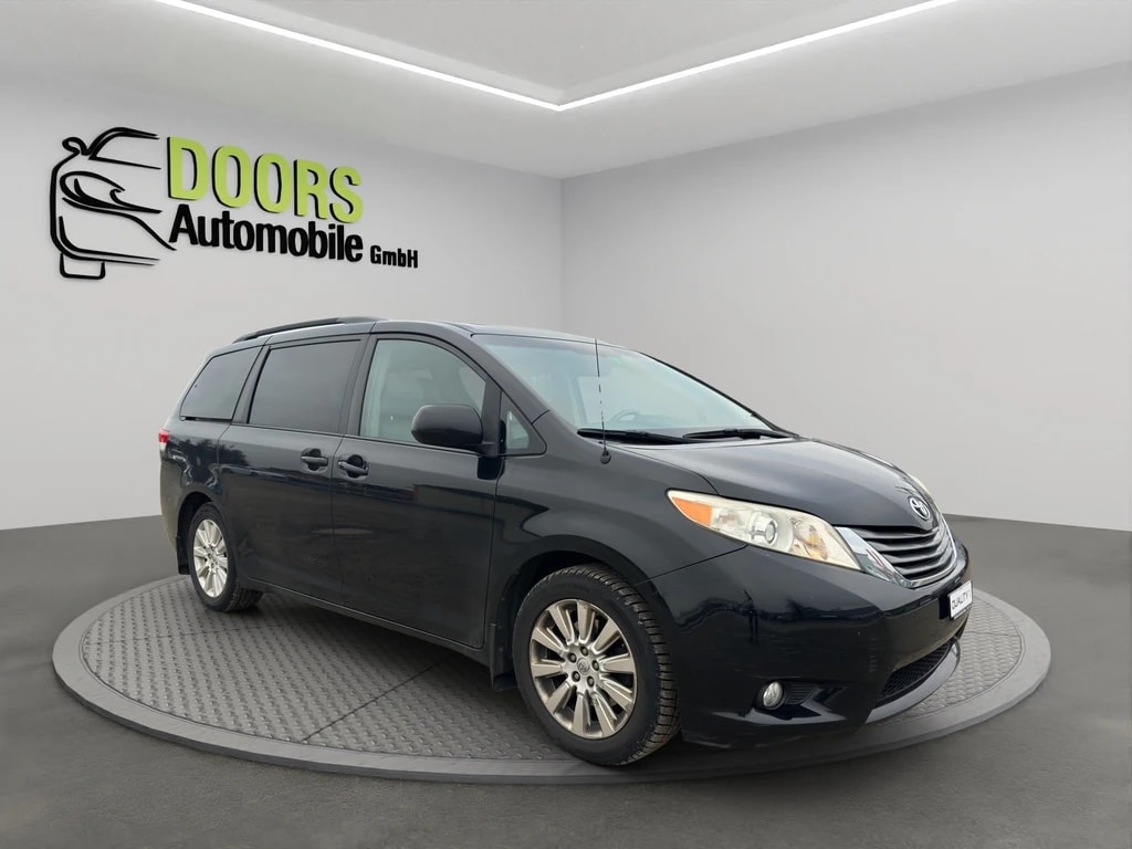 TOYOTA Sienna 3.5 A 4WD