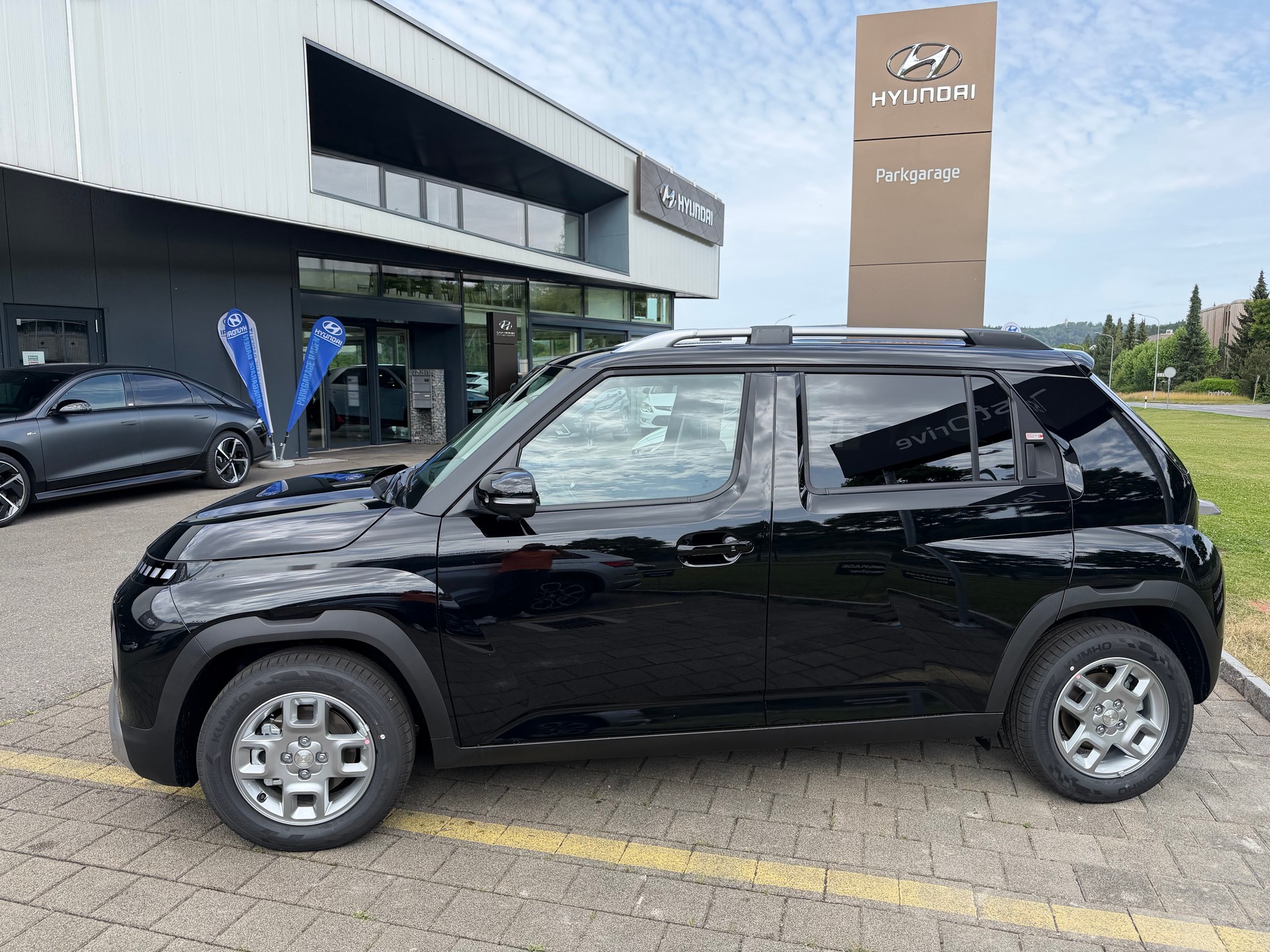 HYUNDAI Inster 49kWh Amplia-showroom-element-1