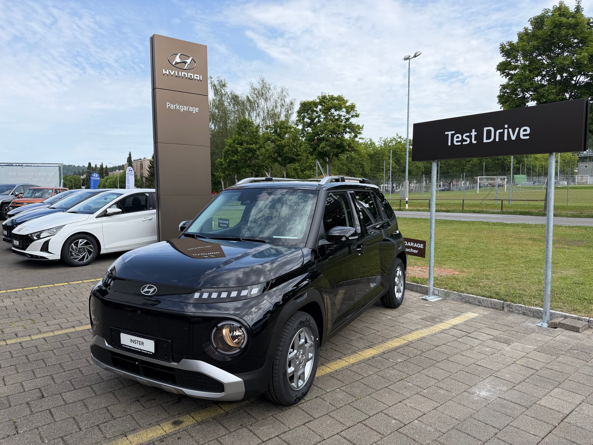 HYUNDAI Inster 49kWh Amplia