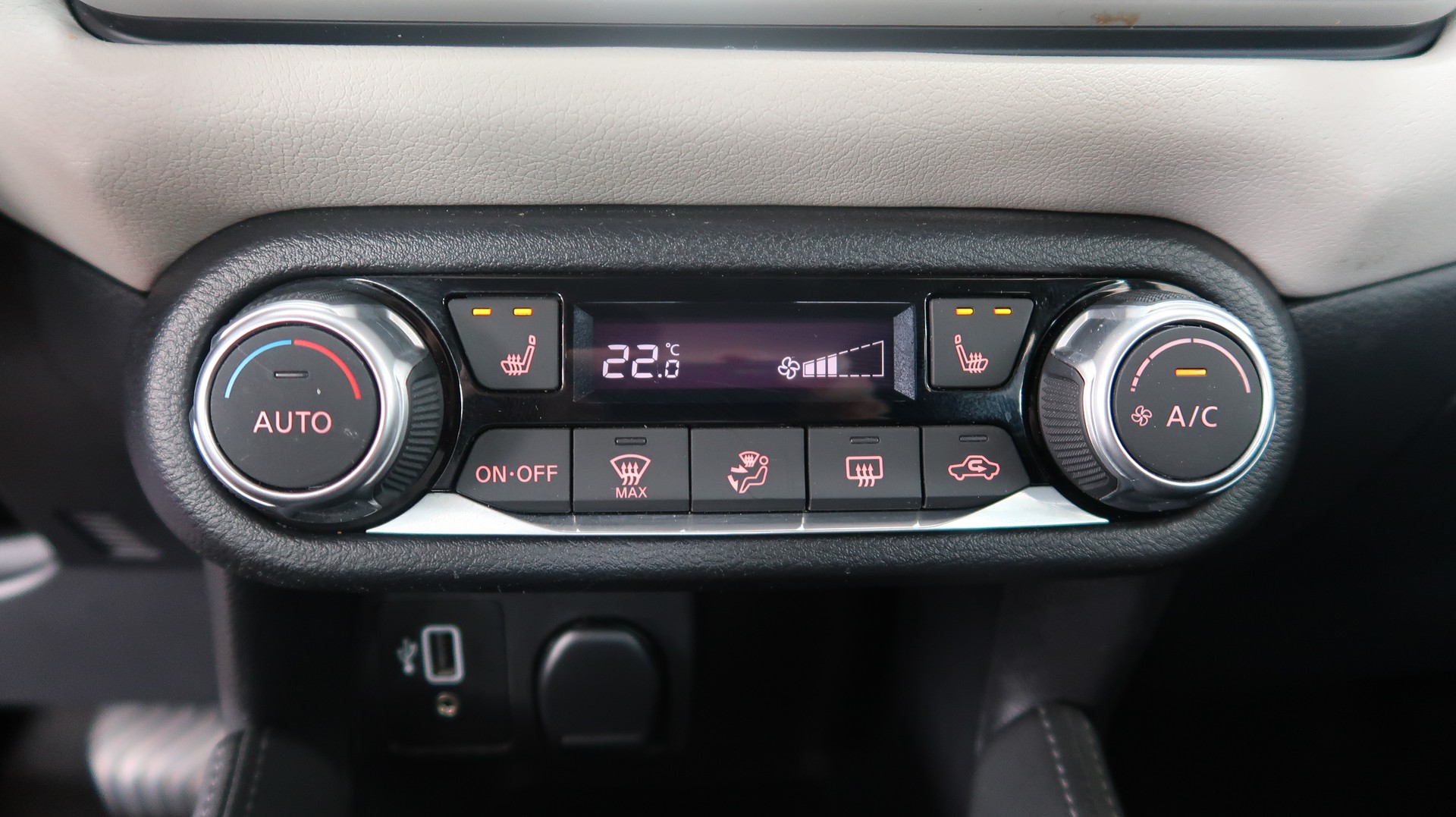NISSAN Micra IG-T Xtronic / CH / GARANTIE / AUTOMATIQUE-image-17