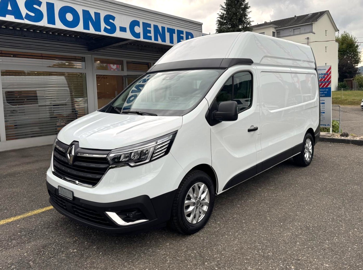 RENAULT Trafic 2.0 dCi 150 ADVANCE L2H2