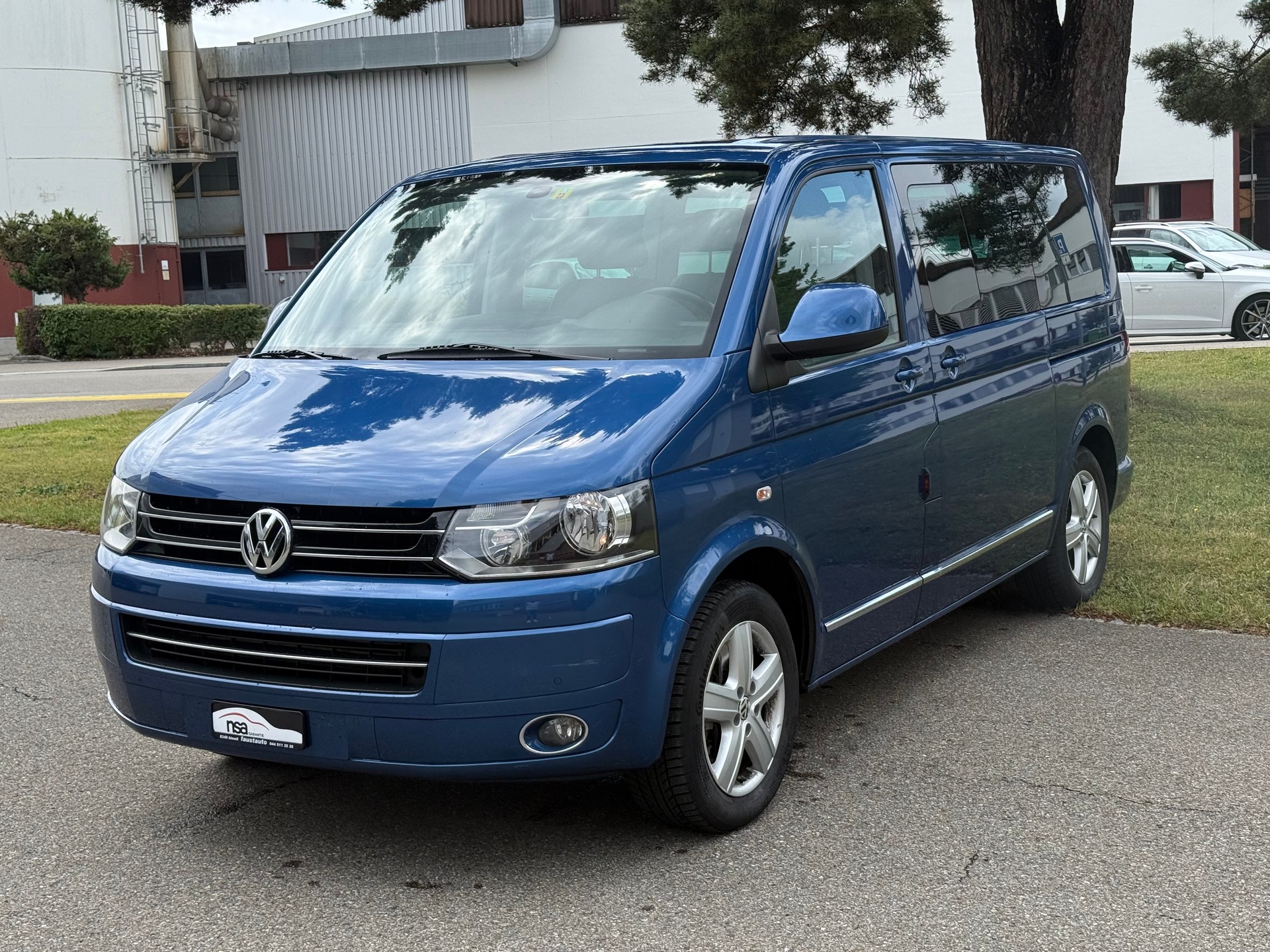 VW T5 Multivan 2.0 Bi-TDI CR Comfortline DSG-image-2