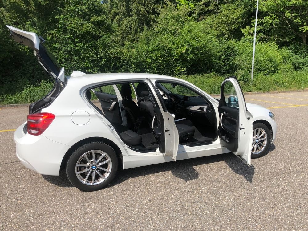 BMW 114i Business-image-4