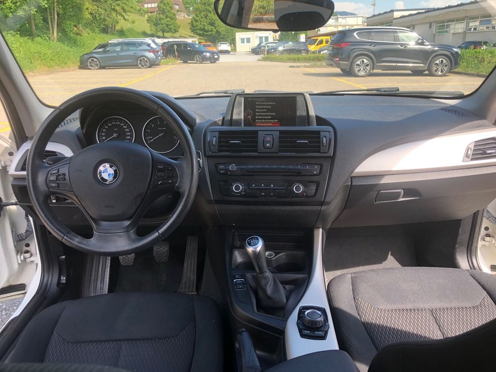 BMW 114i Business-image-5