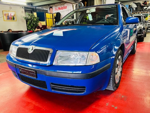 SKODA Octavia 1.9 TDI Tour