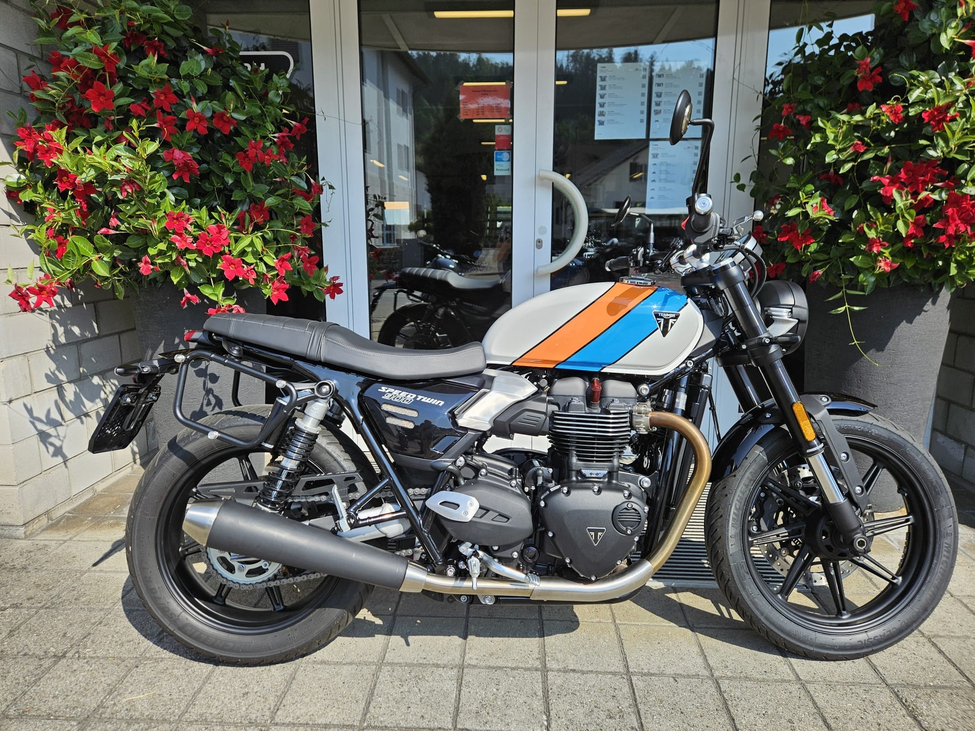 TRIUMPH Speed Twin 900 (35kW)-image-1