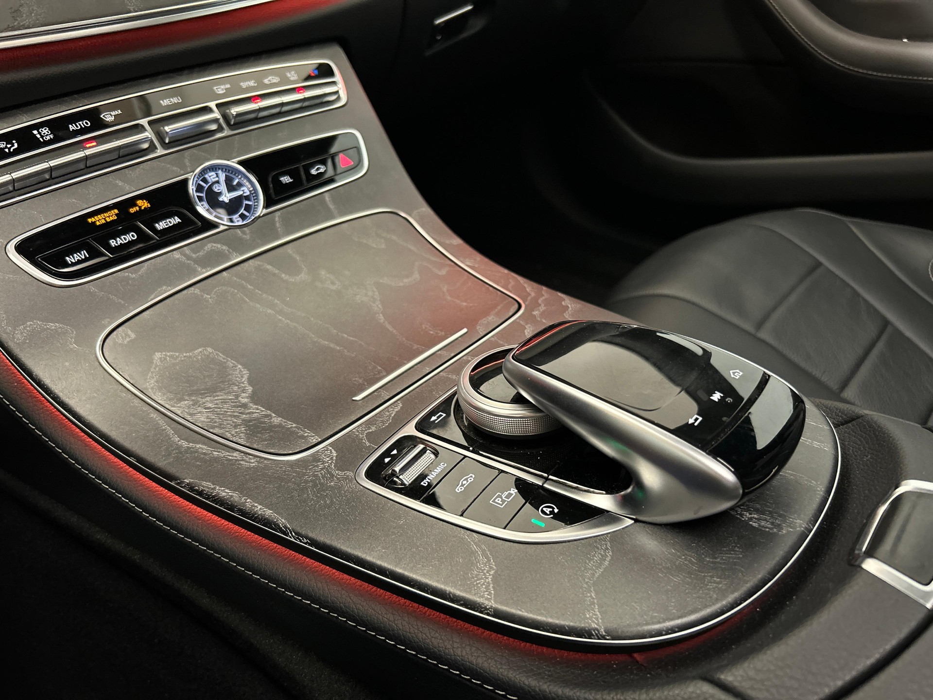 MERCEDES-BENZ CLS 450 AMG Line 4matic-image-14