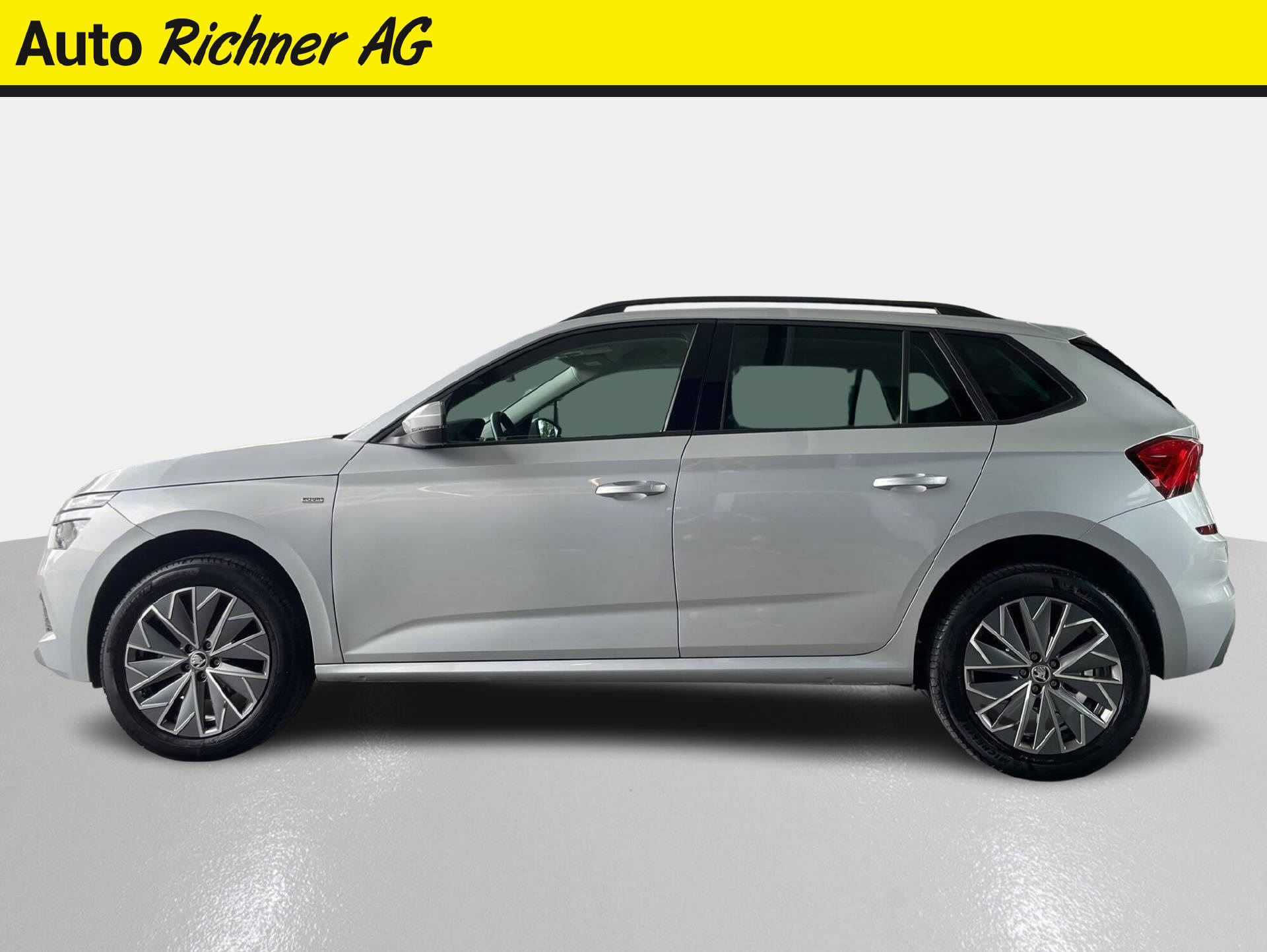 SKODA Kamiq 1.0 TSI Ambition DSG-showroom-element-2