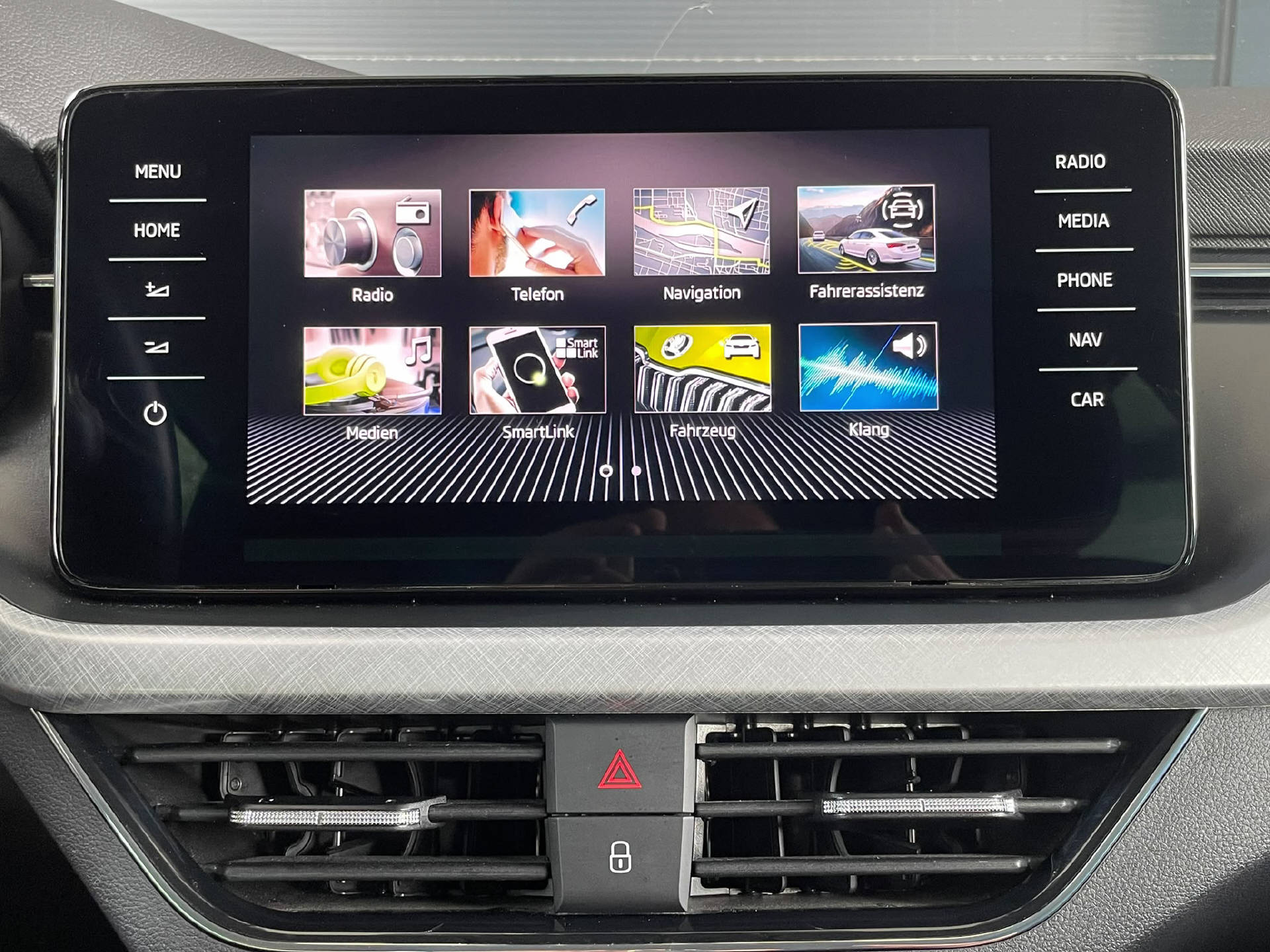 SKODA Kamiq 1.0 TSI Ambition DSG-image-13