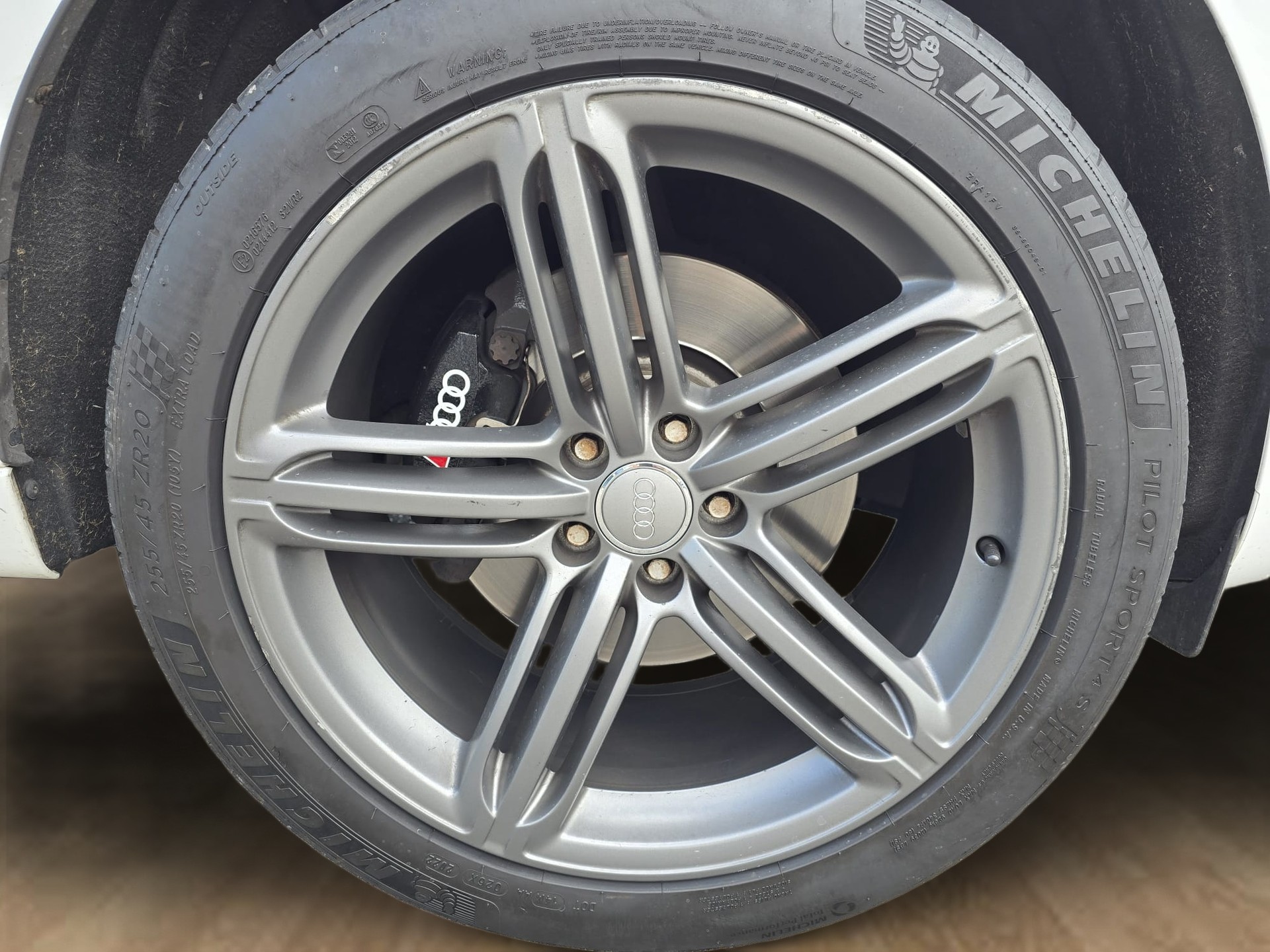 AUDI Q5 3.0 TDI quattro S-tronic-image-26