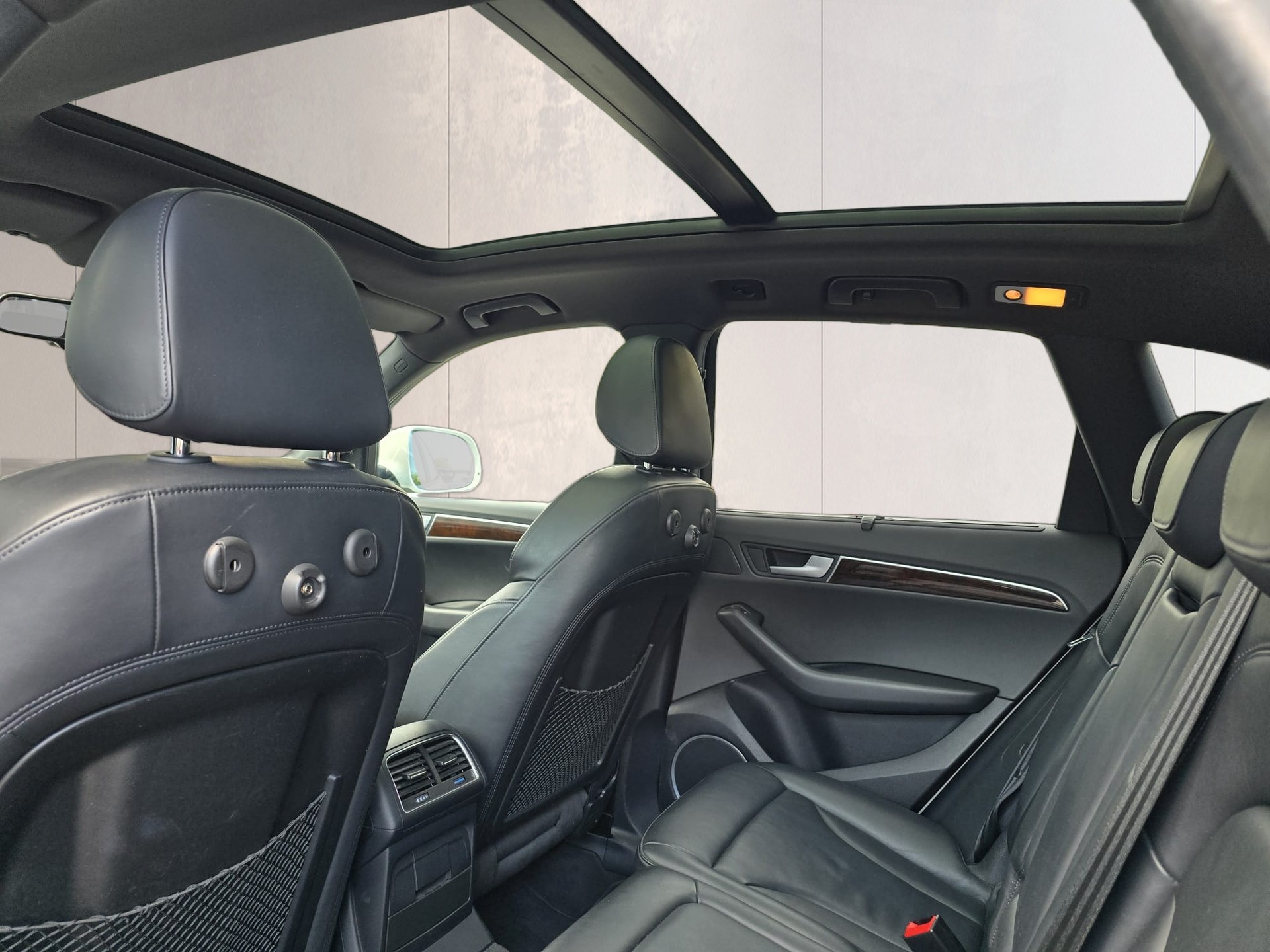 AUDI Q5 3.0 TDI quattro S-tronic-image-15