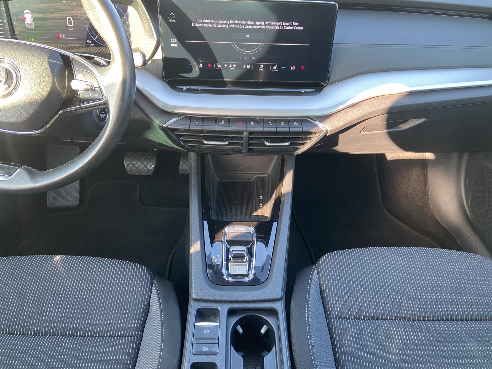SKODA Octavia Combi 2.0 TSI Ambition DSG 4x4-image-11