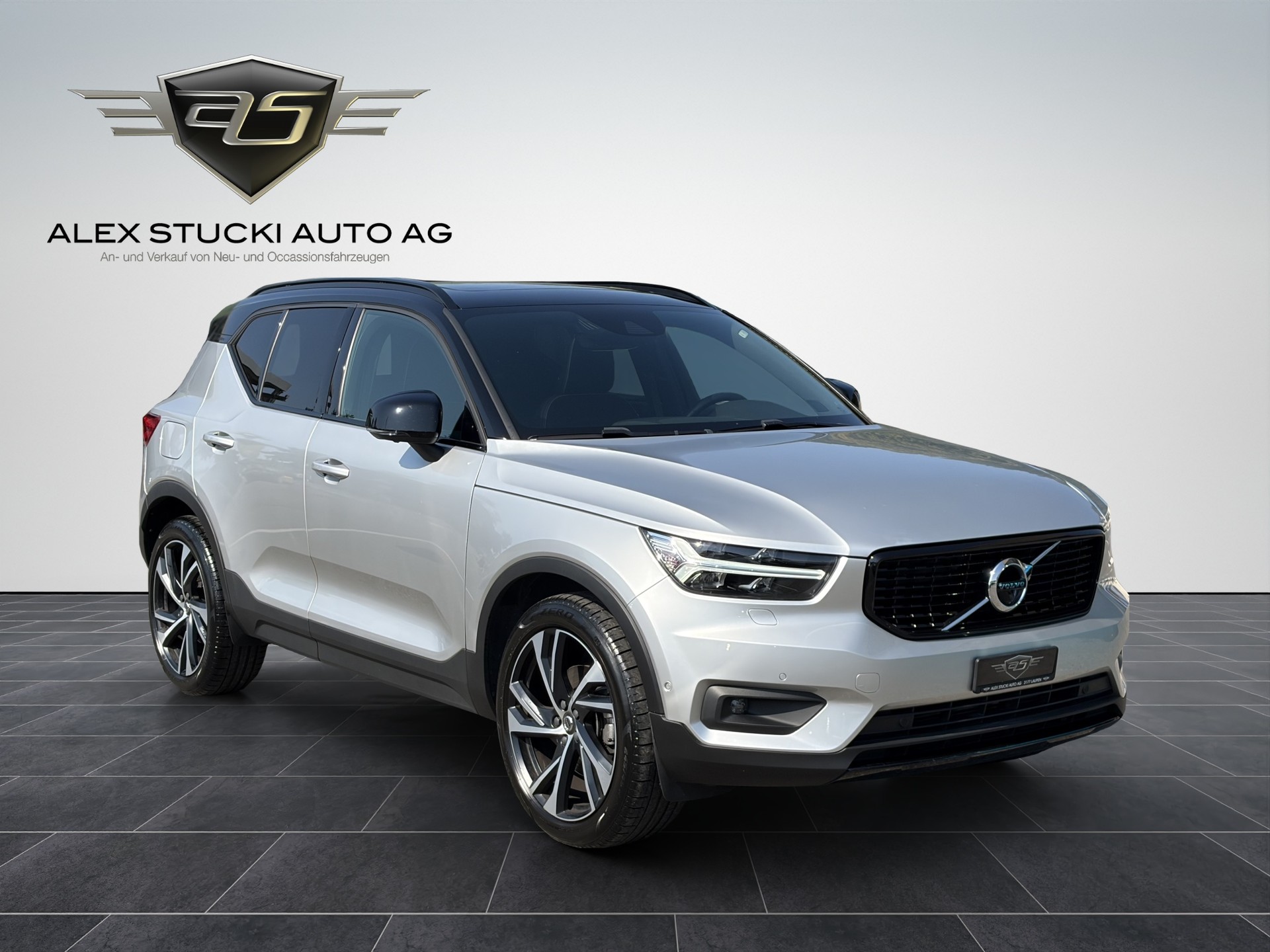 VOLVO XC40 D4 AWD R-Design Geartronic