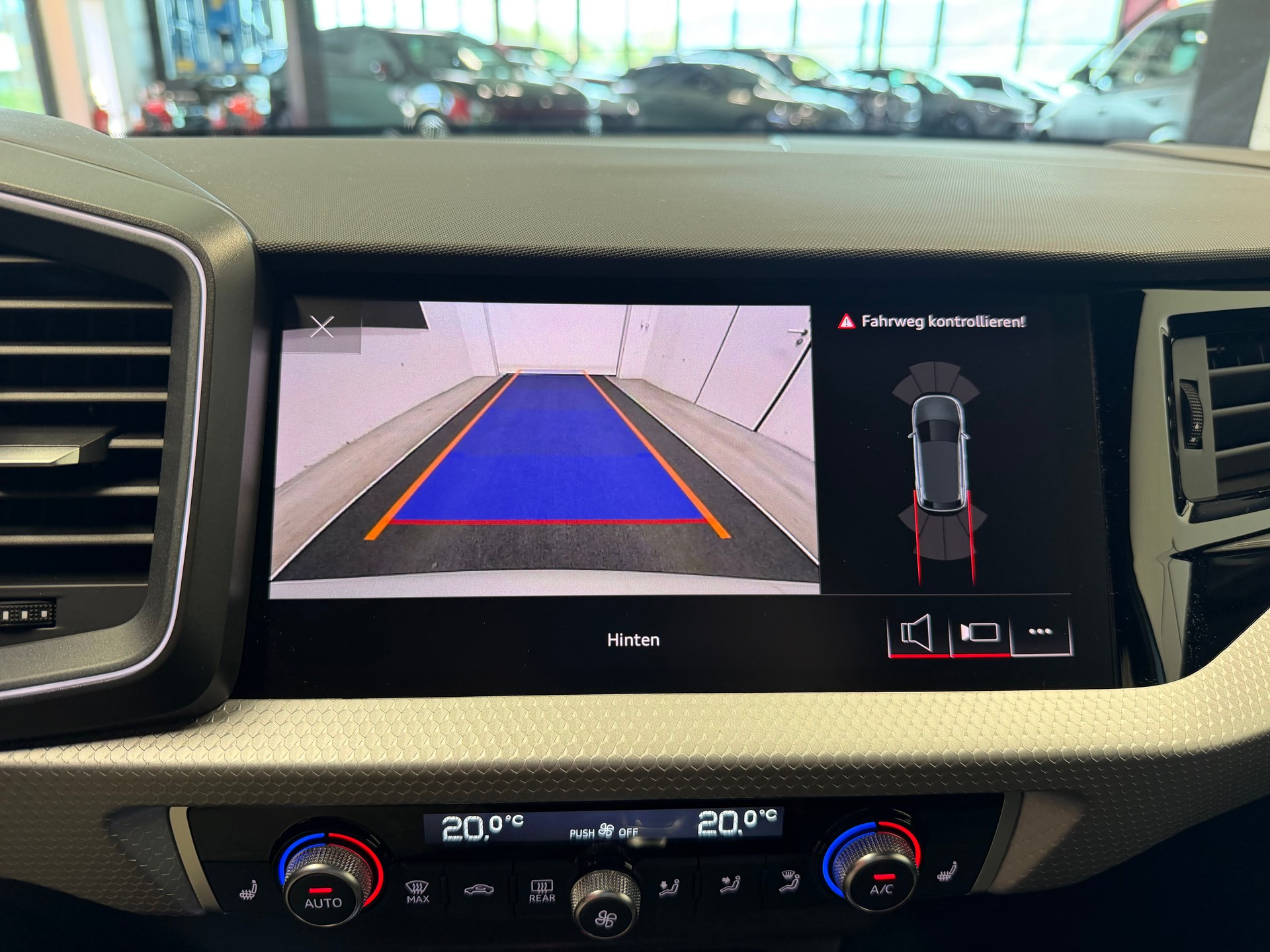 AUDI A1 Sportback 40 TFSI S Line S-tronic-image-22