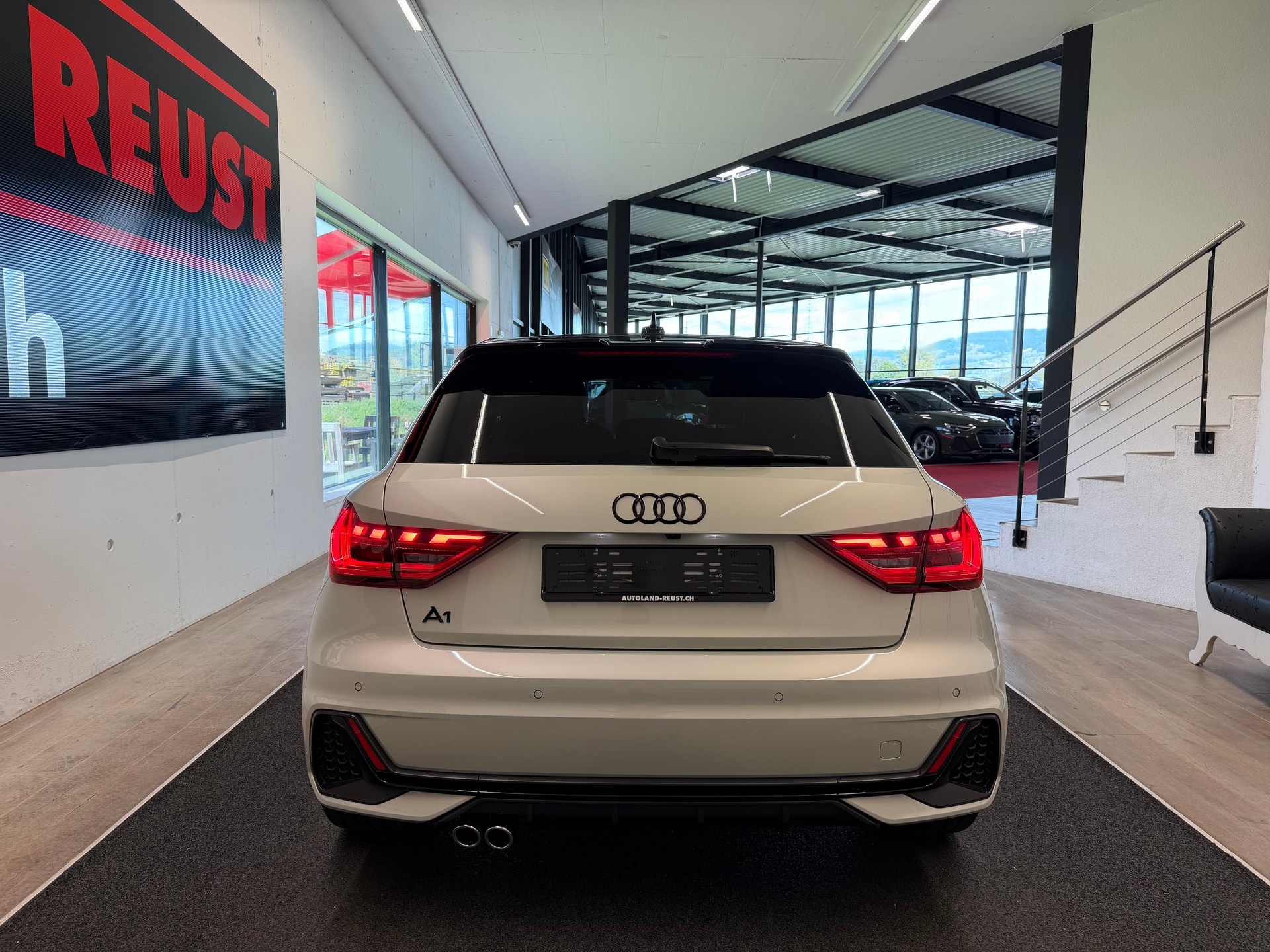 AUDI A1 Sportback 40 TFSI S Line S-tronic-image-7