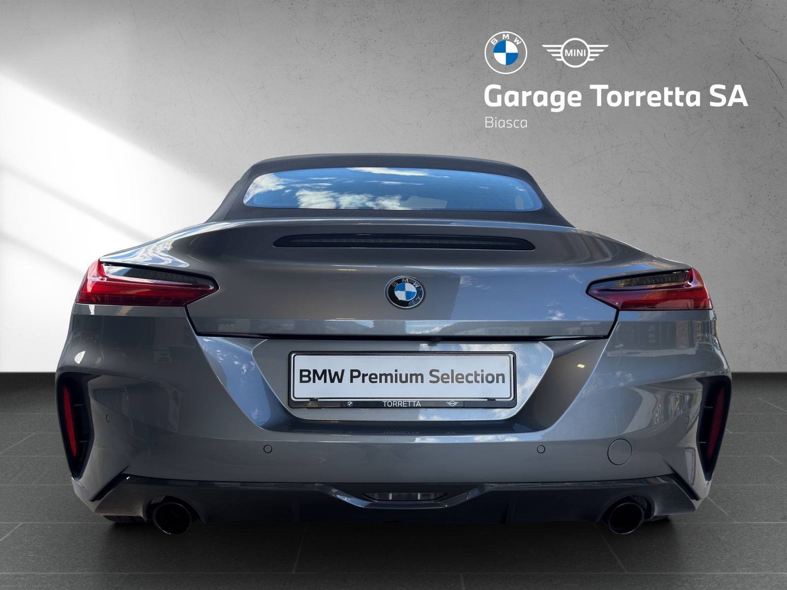 BMW Z4 sDrive 20i M Sport-showroom-element-3