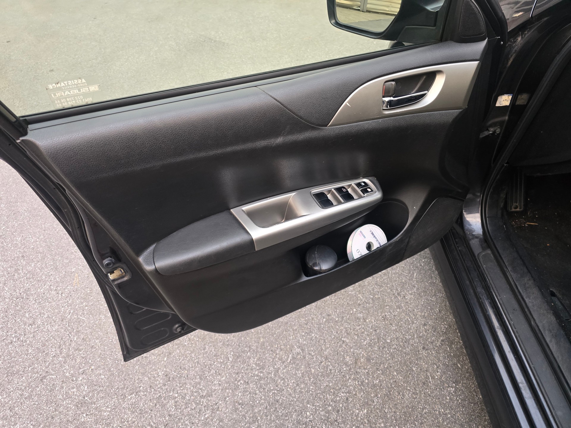 SUBARU Impreza 2.0R Comfort S Automatic-image-12