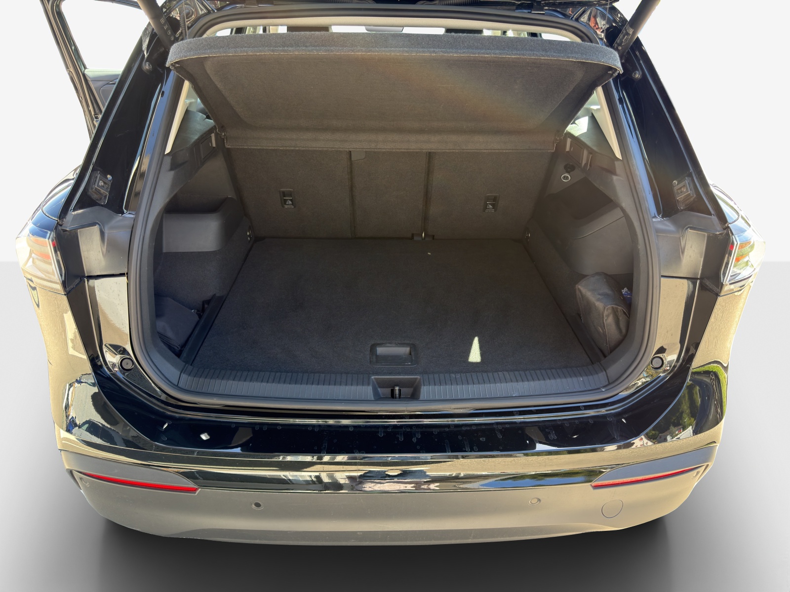 VW Tiguan 2.0 TSI DSG Life 4Motion-image-12