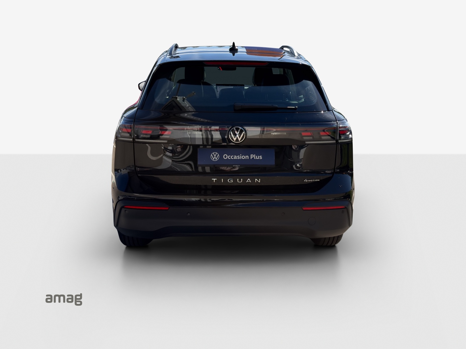 VW Tiguan 2.0 TSI DSG Life 4Motion-showroom-element-3
