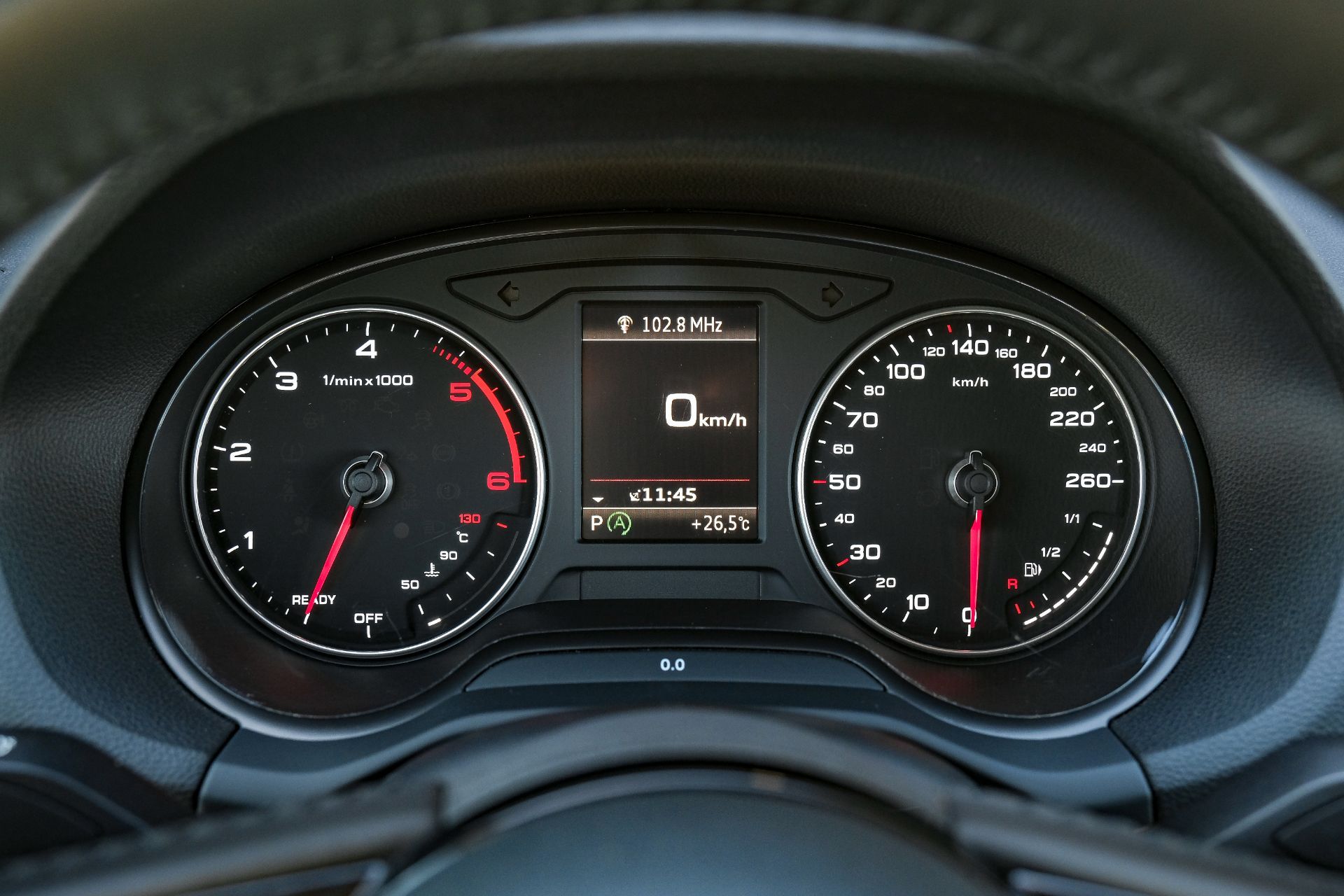 AUDI Q2 2.0 TDI quattro S-tronic Sport-image-16