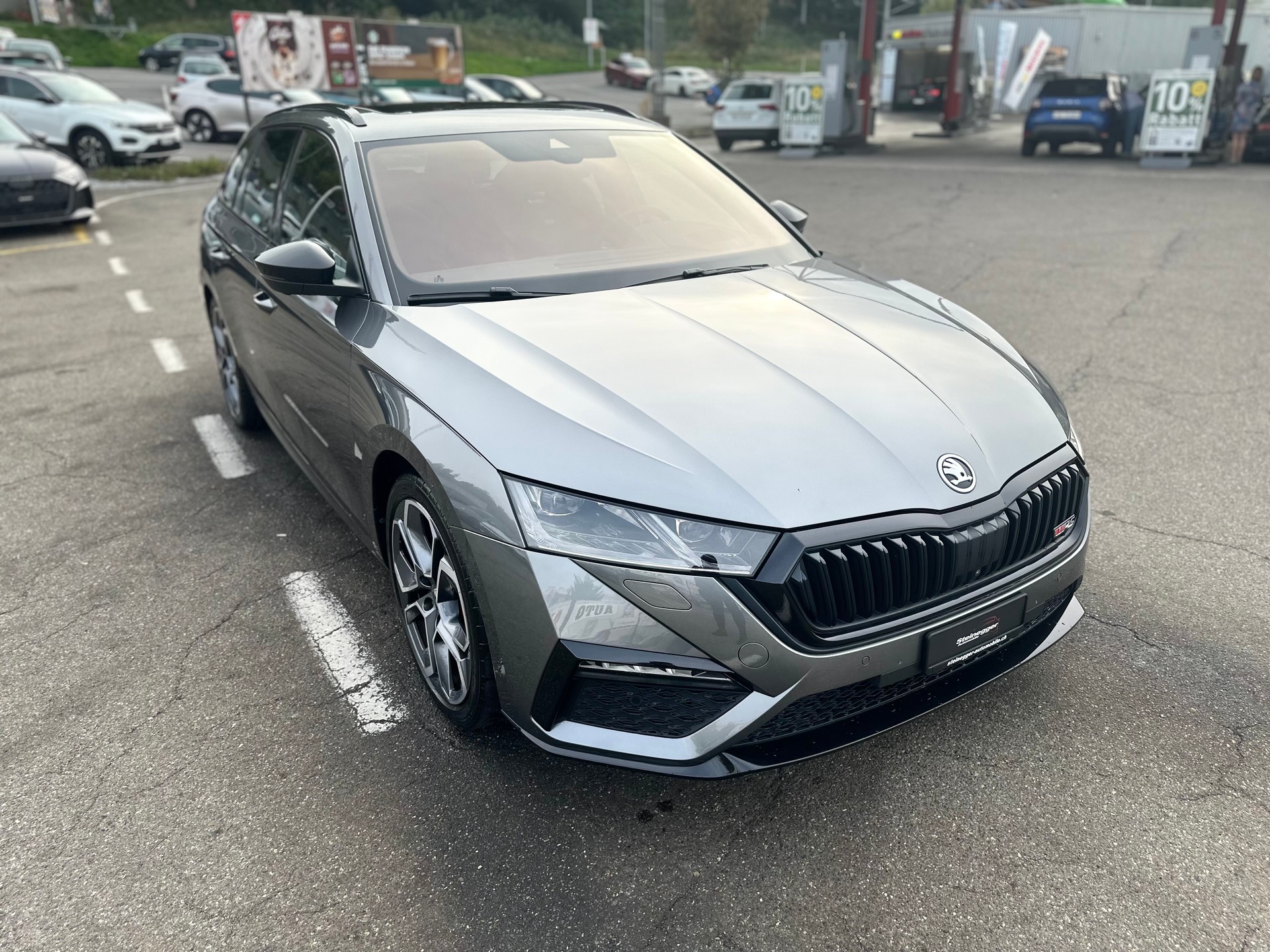 SKODA Octavia Combi 2.0 TSI DSG RS ° Vollausstattung °