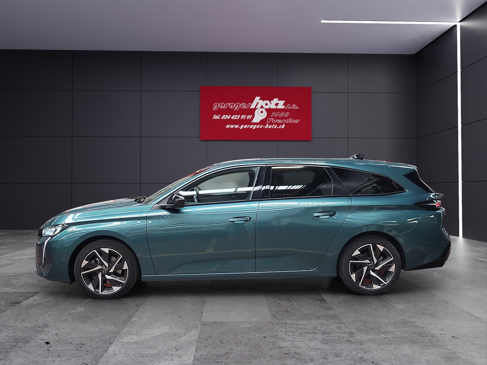 PEUGEOT 308 SW 1.2 Allure Pack-showroom-element-2