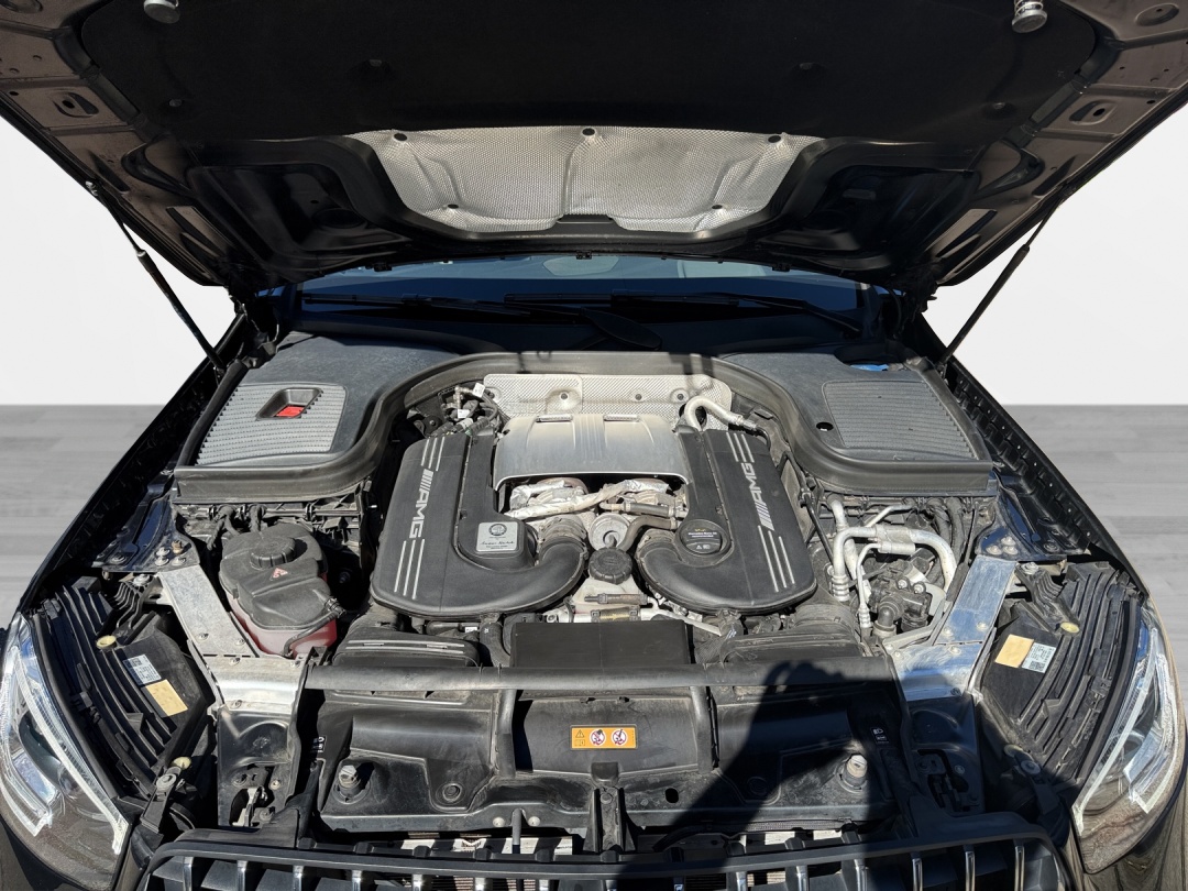 MERCEDES-BENZ GLC 63 S AMG 4Matic 9G-Tronic-image-15