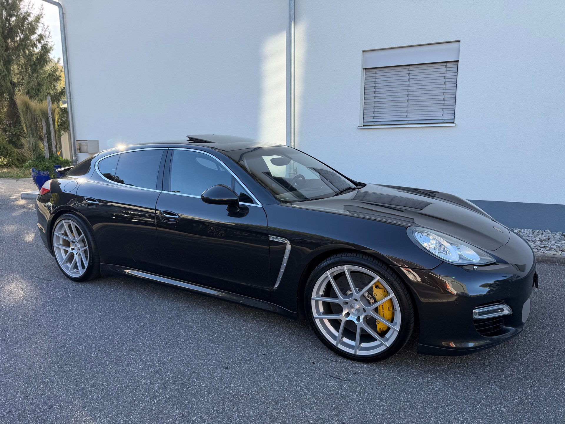 PORSCHE Panamera Turbo 4.8 PDK-showroom-element-3