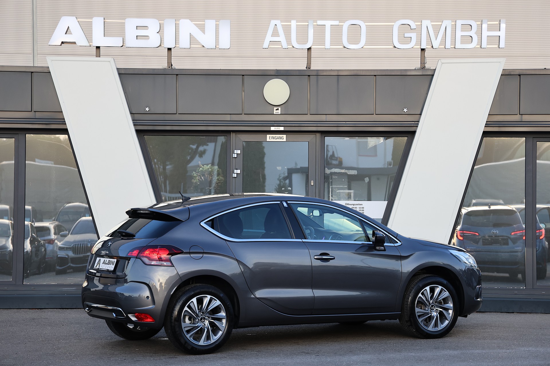 DS AUTOMOBILES DS4 1.6 THP 165 So Chic-showroom-element-3