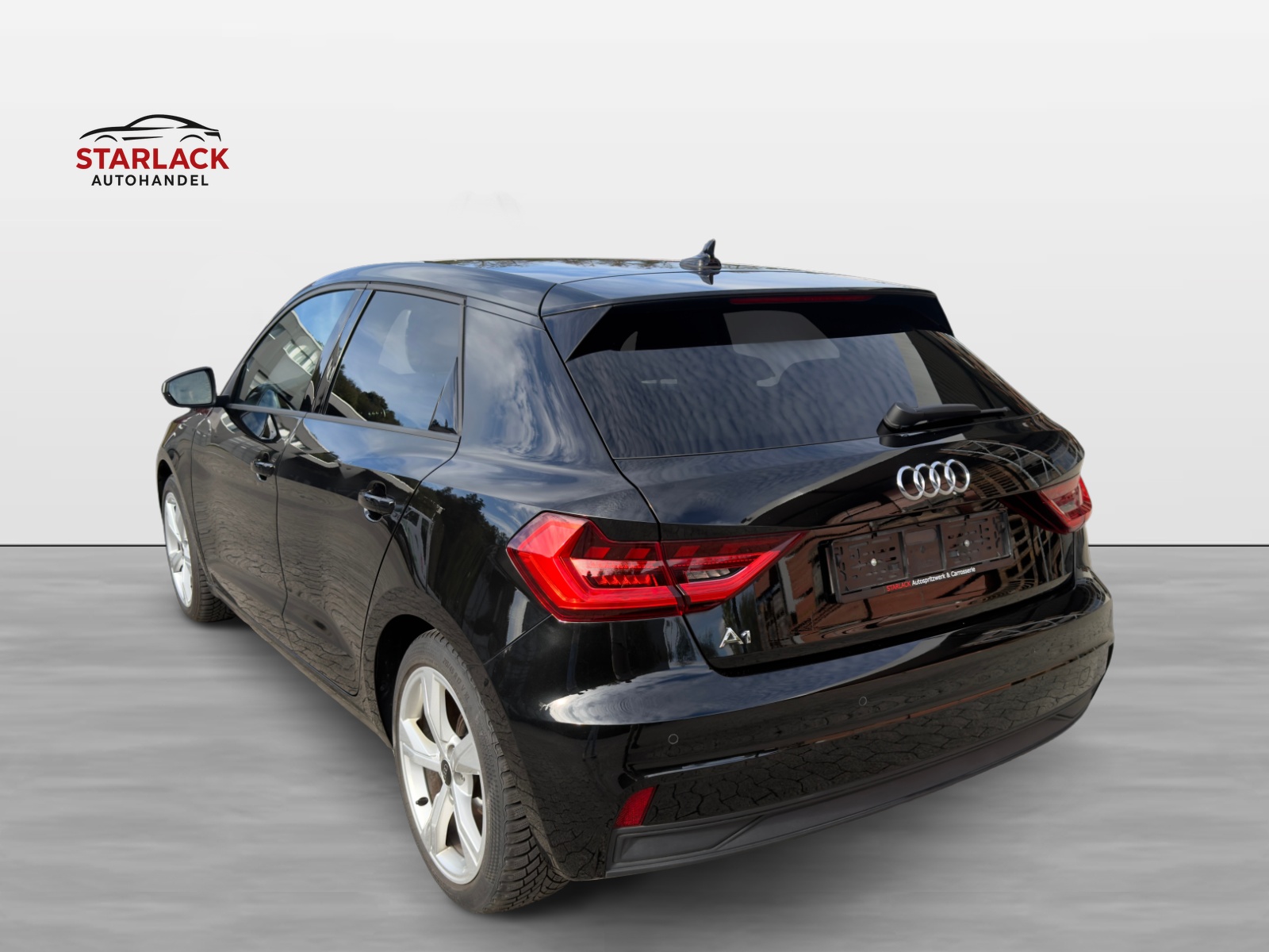 AUDI A1 Sportback 30 TFSI S-tronic-showroom-element-2