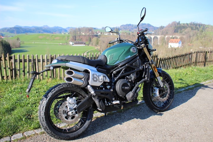 BENELLI Leoncino 800 T-image-2