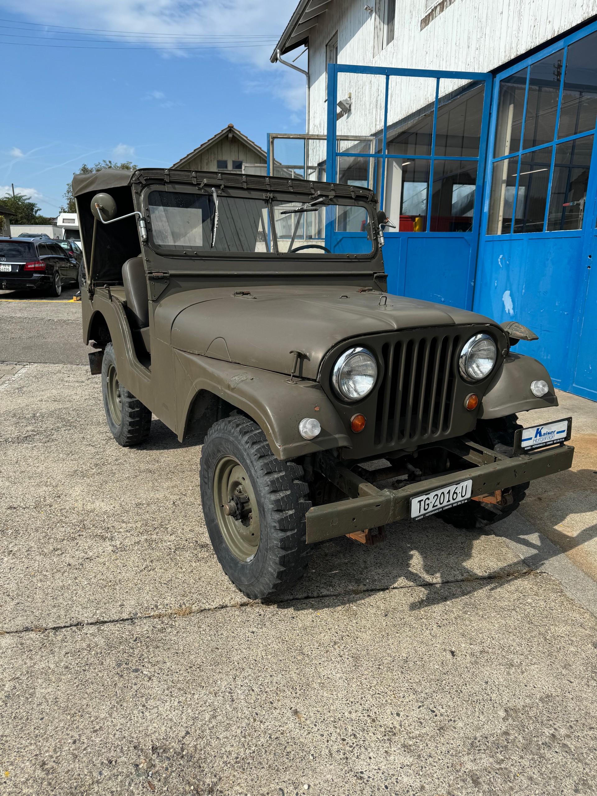 KAISER Jeep