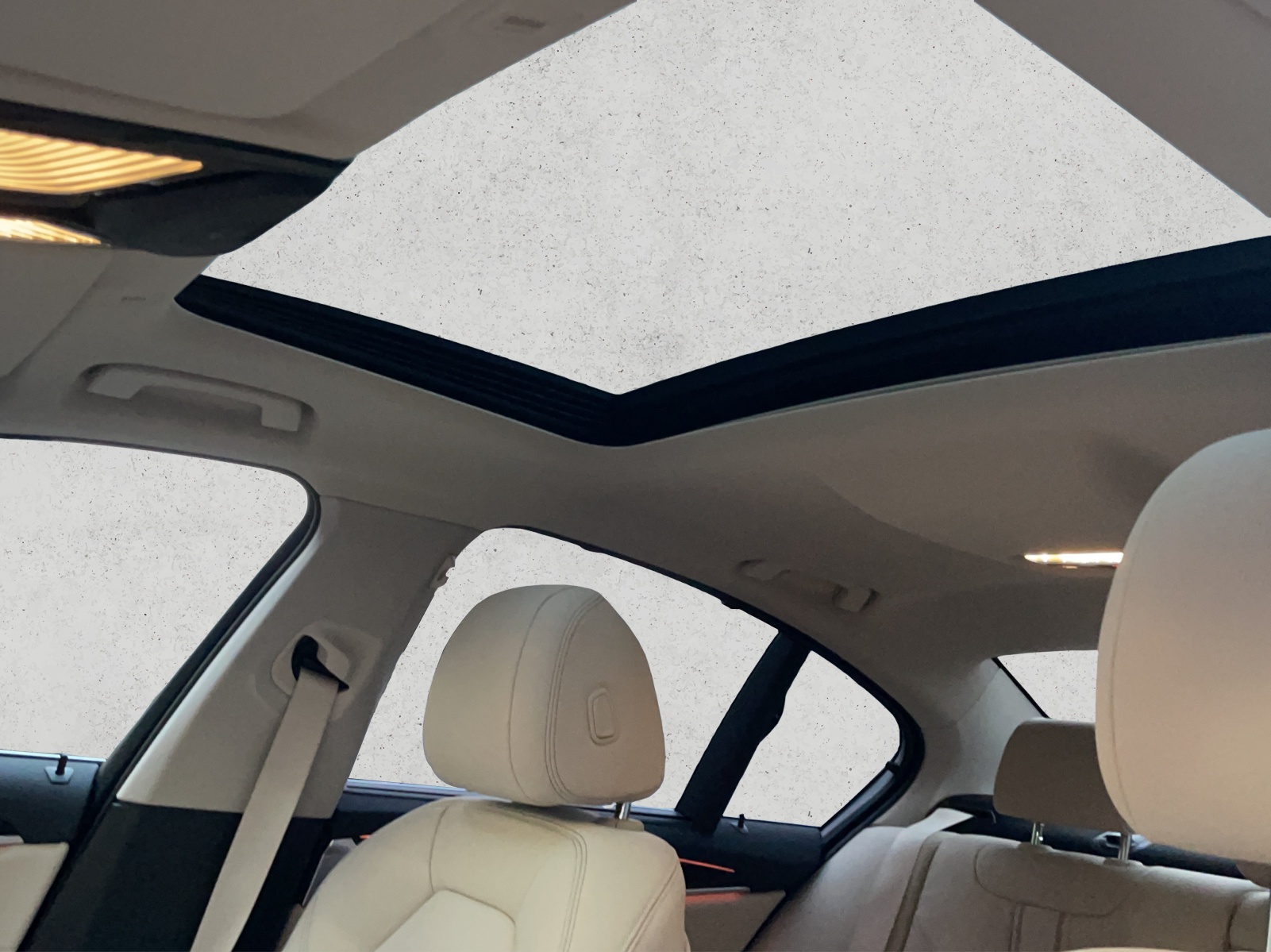 BMW 530d xDrive-image-14