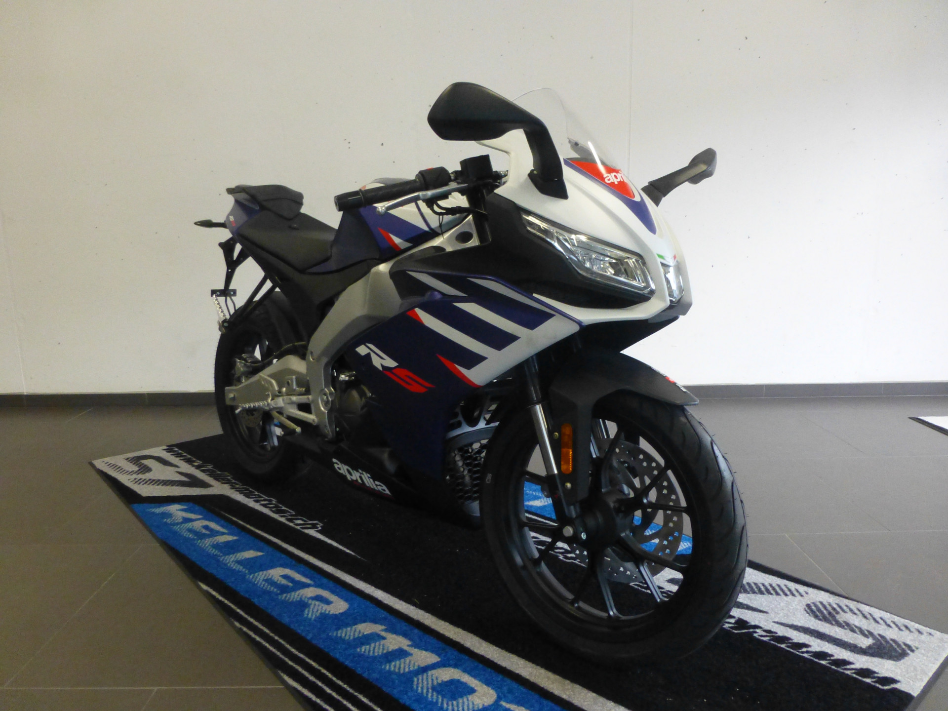 APRILIA RS 125 i.e. ABS-image-2