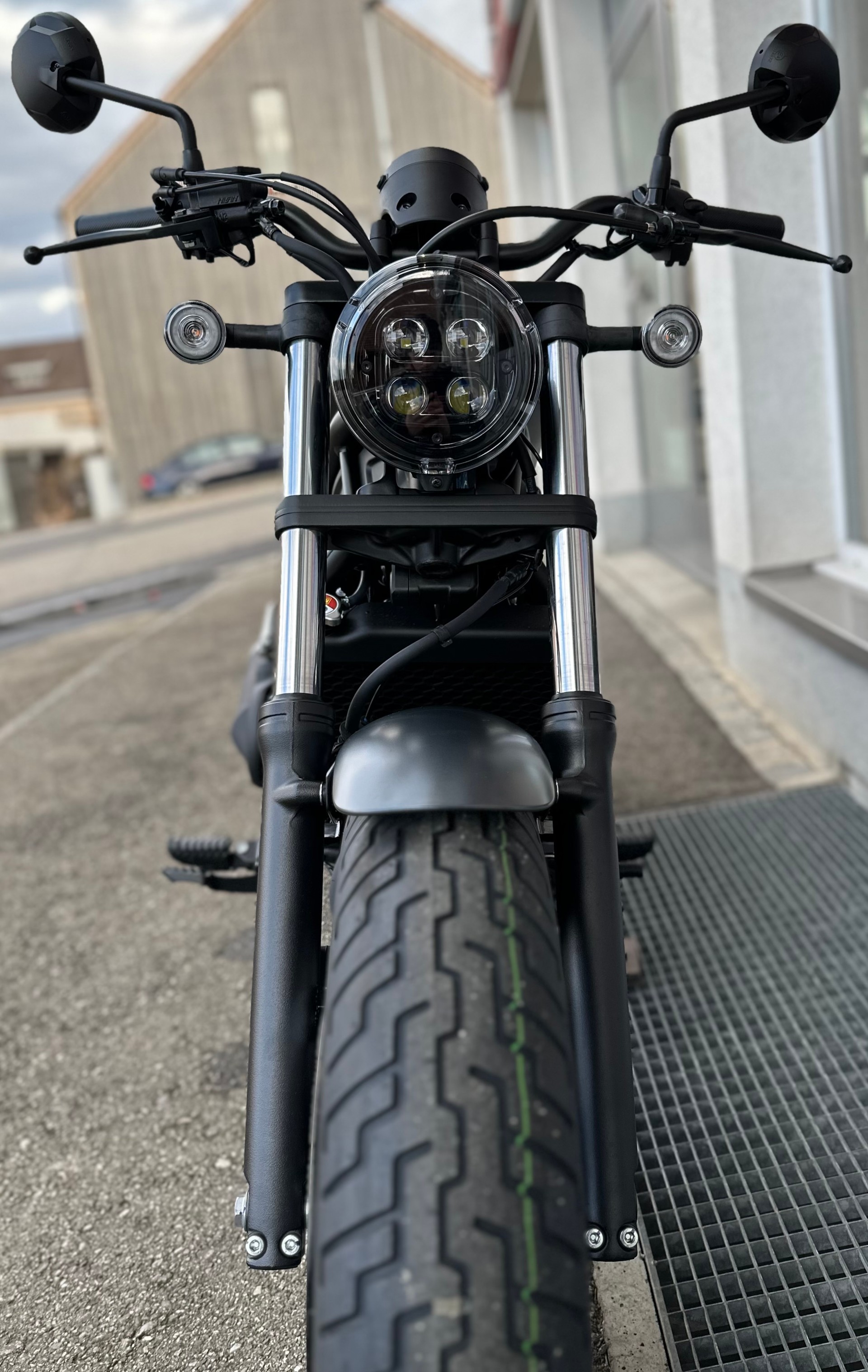 HONDA CMX500 Rebel-image-1