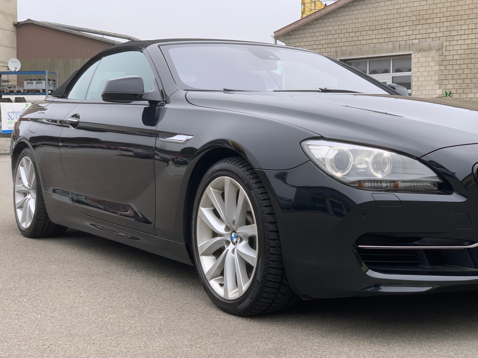 BMW 650i Cabrio-image-3