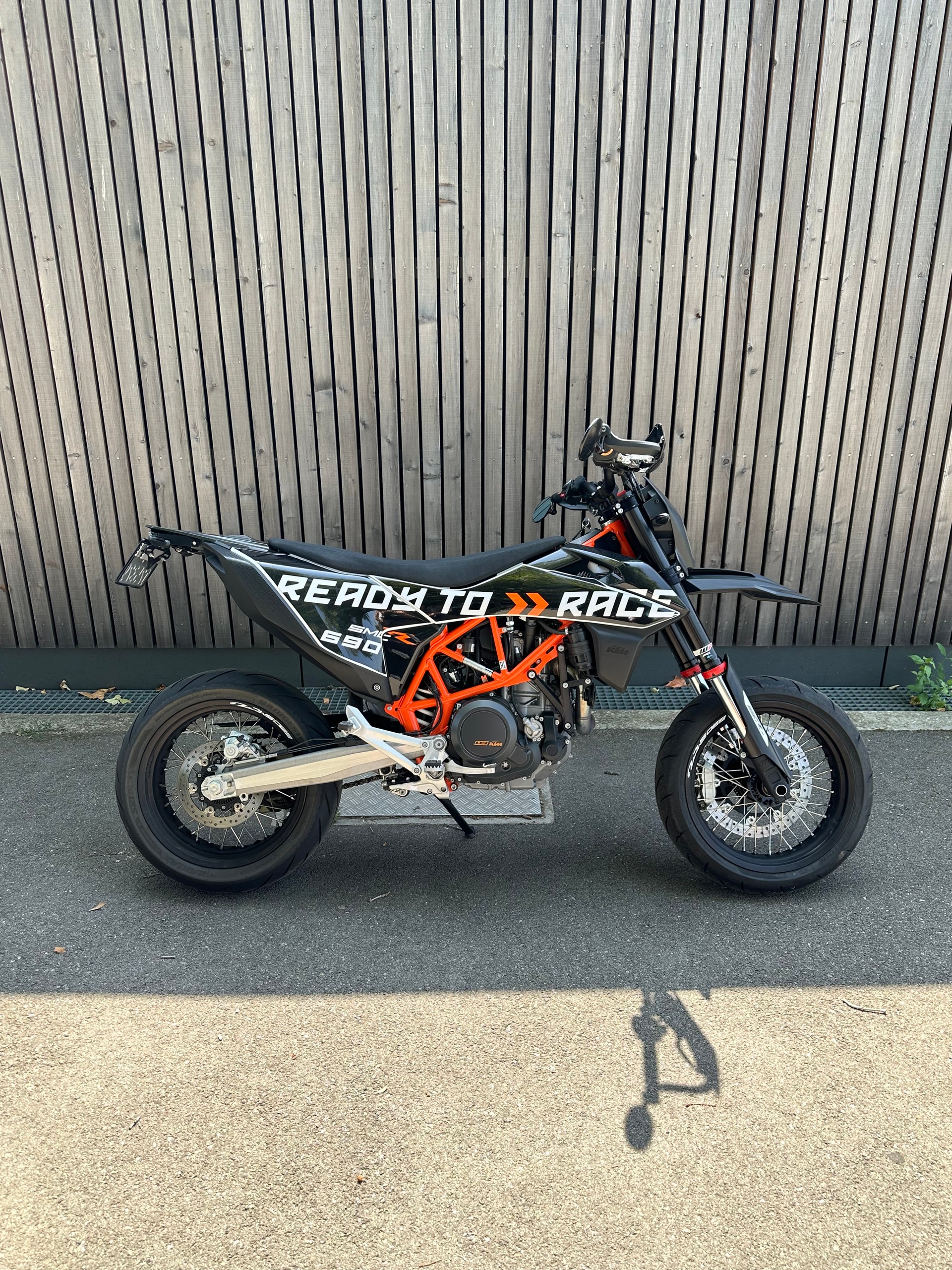 KTM 690 SMC R ABS-image-0
