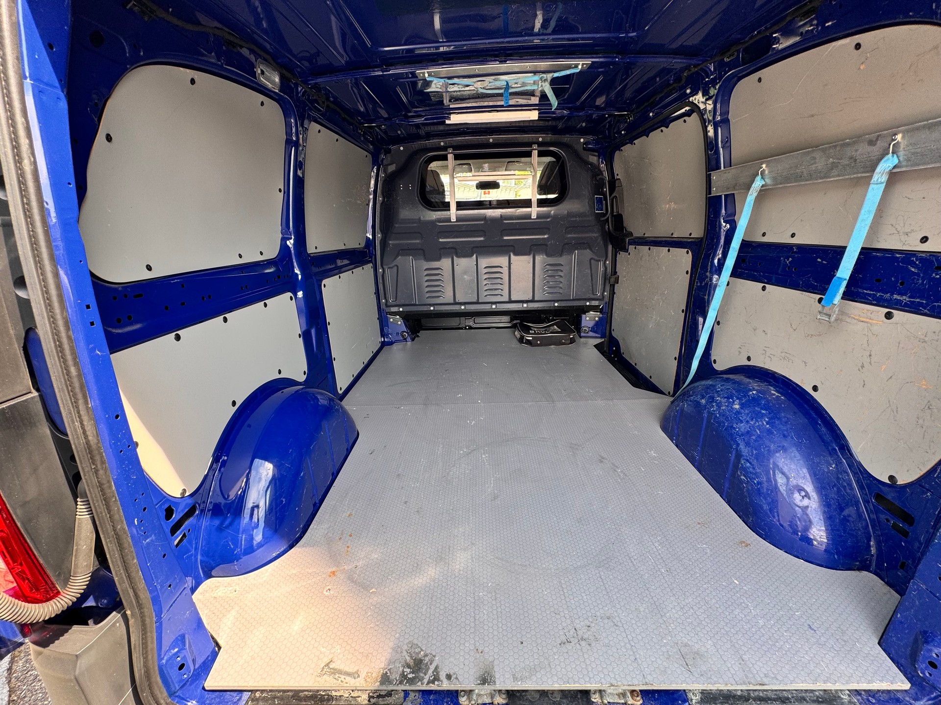 MERCEDES-BENZ Vito 116 CDI Base-image-13