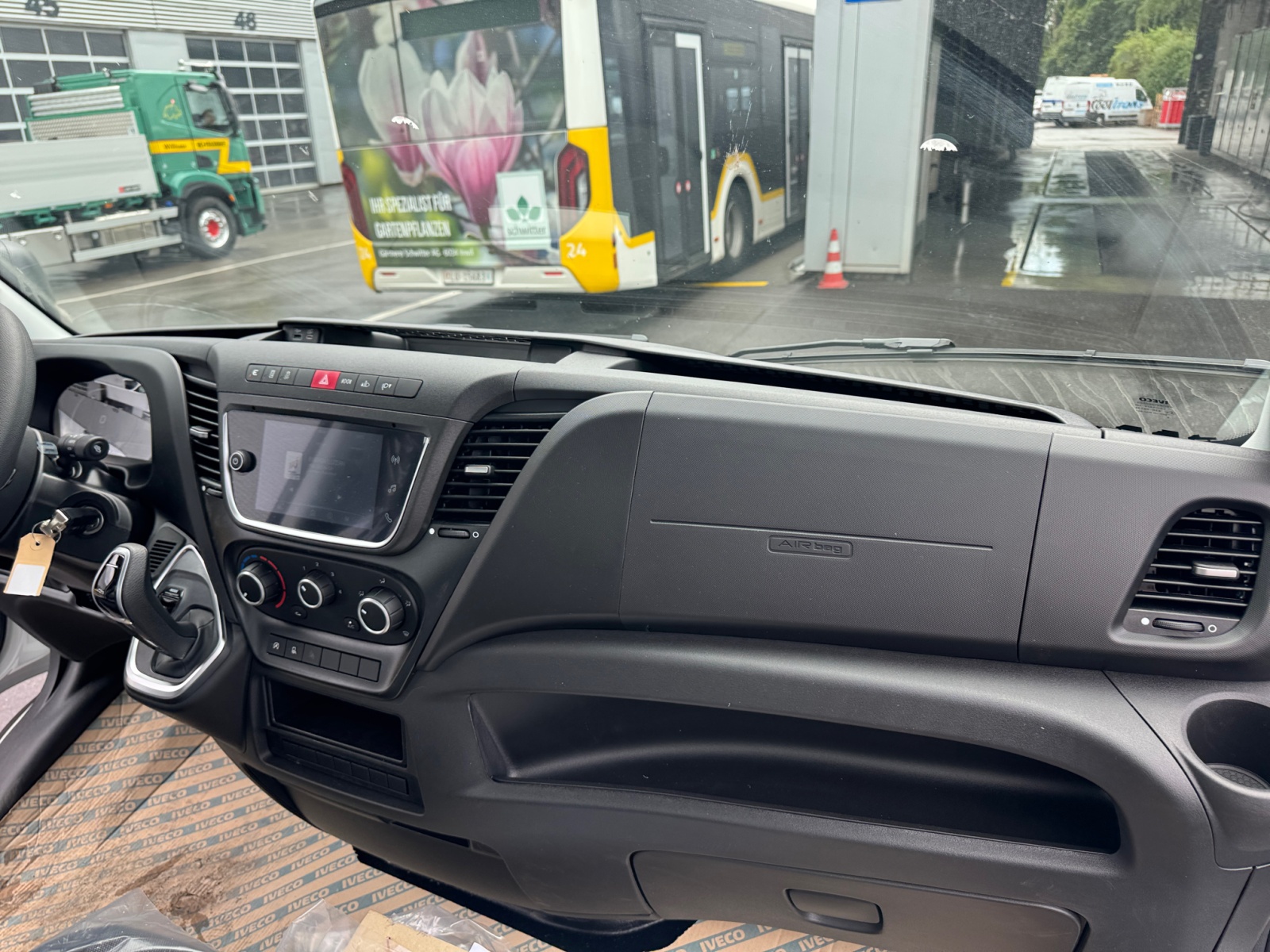 IVECO 35S16A8 mit Kipper Geser-image-14