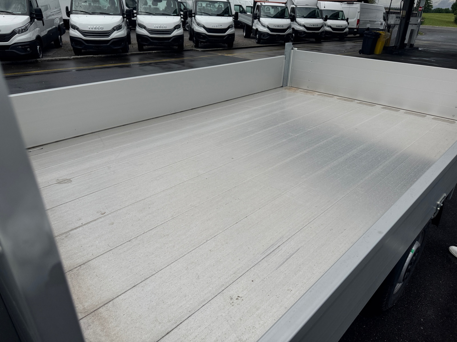 IVECO 35S16A8 mit Kipper Geser-image-6