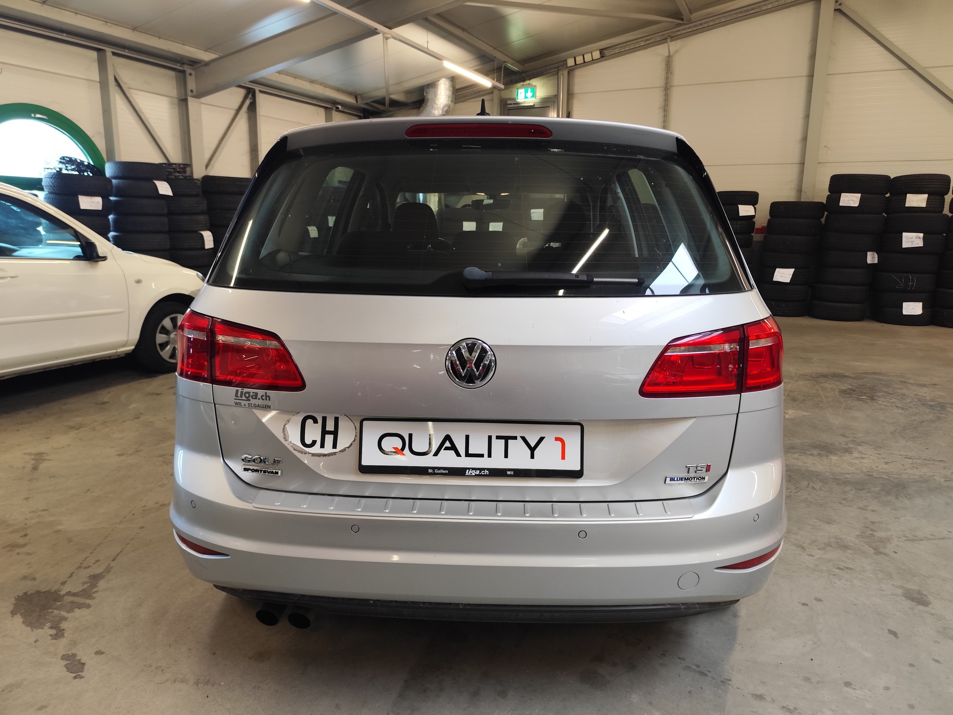 VW Golf Sportsvan 1.4 TSI Allstar DSG-image-3